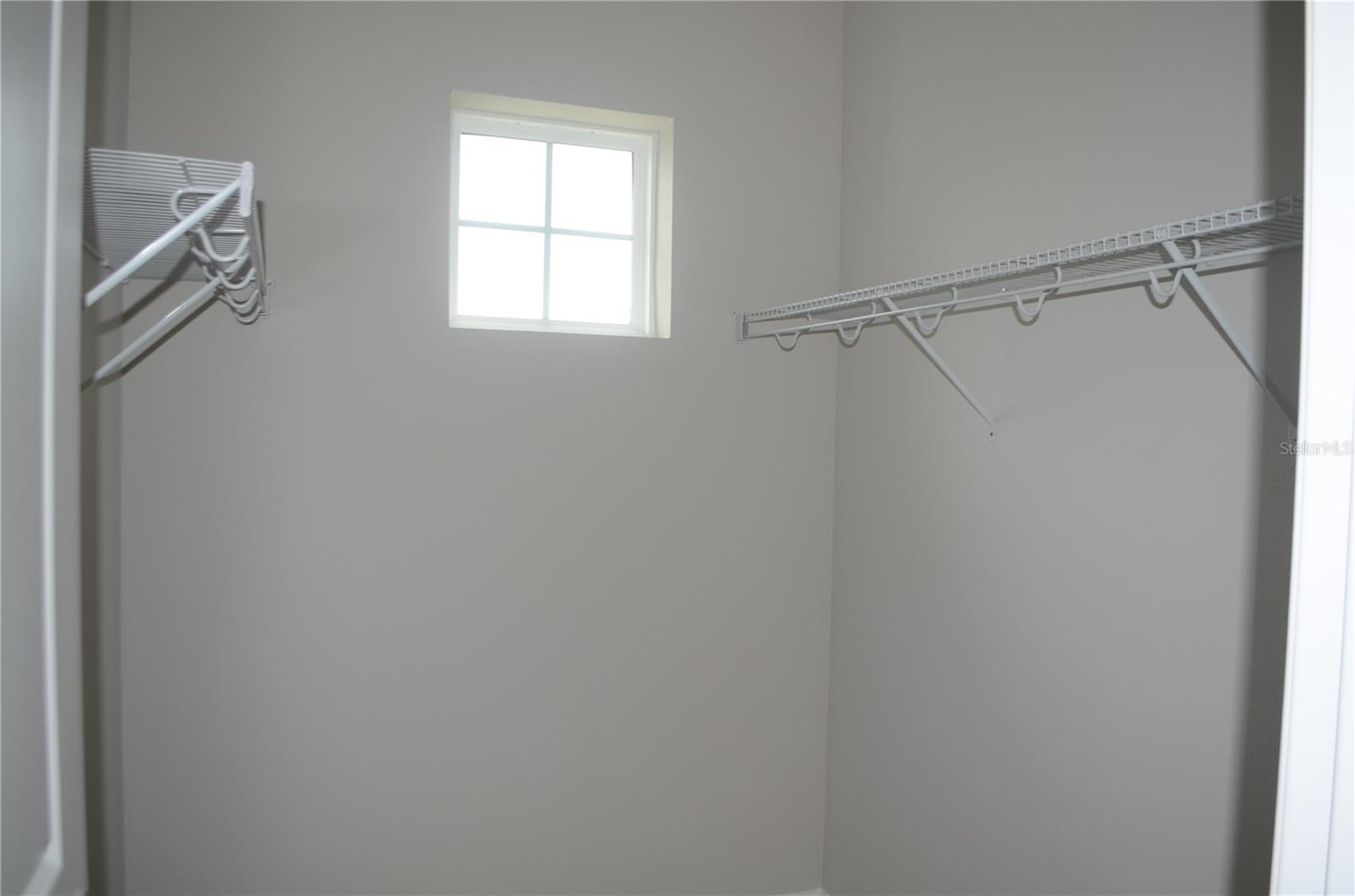 Image 29 of 78 For 34109 Tributary Court