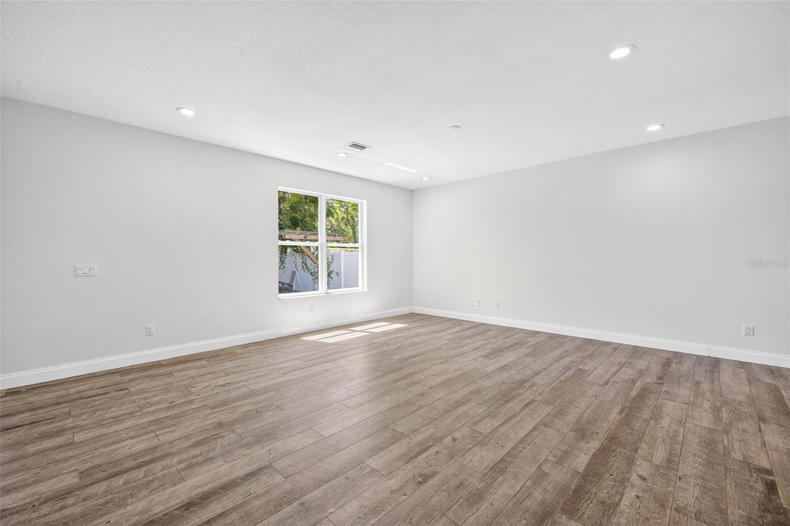 Image 14 of 45 For 3612 Pearl Avenue