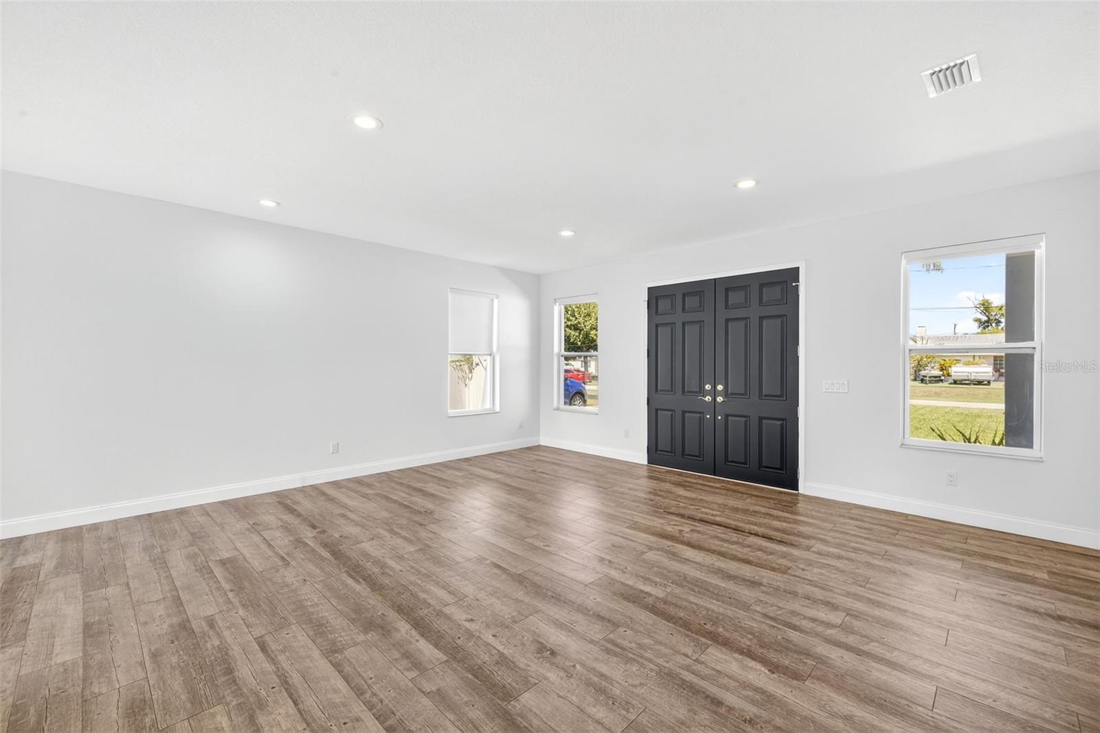 Image 7 of 45 For 3612 Pearl Avenue