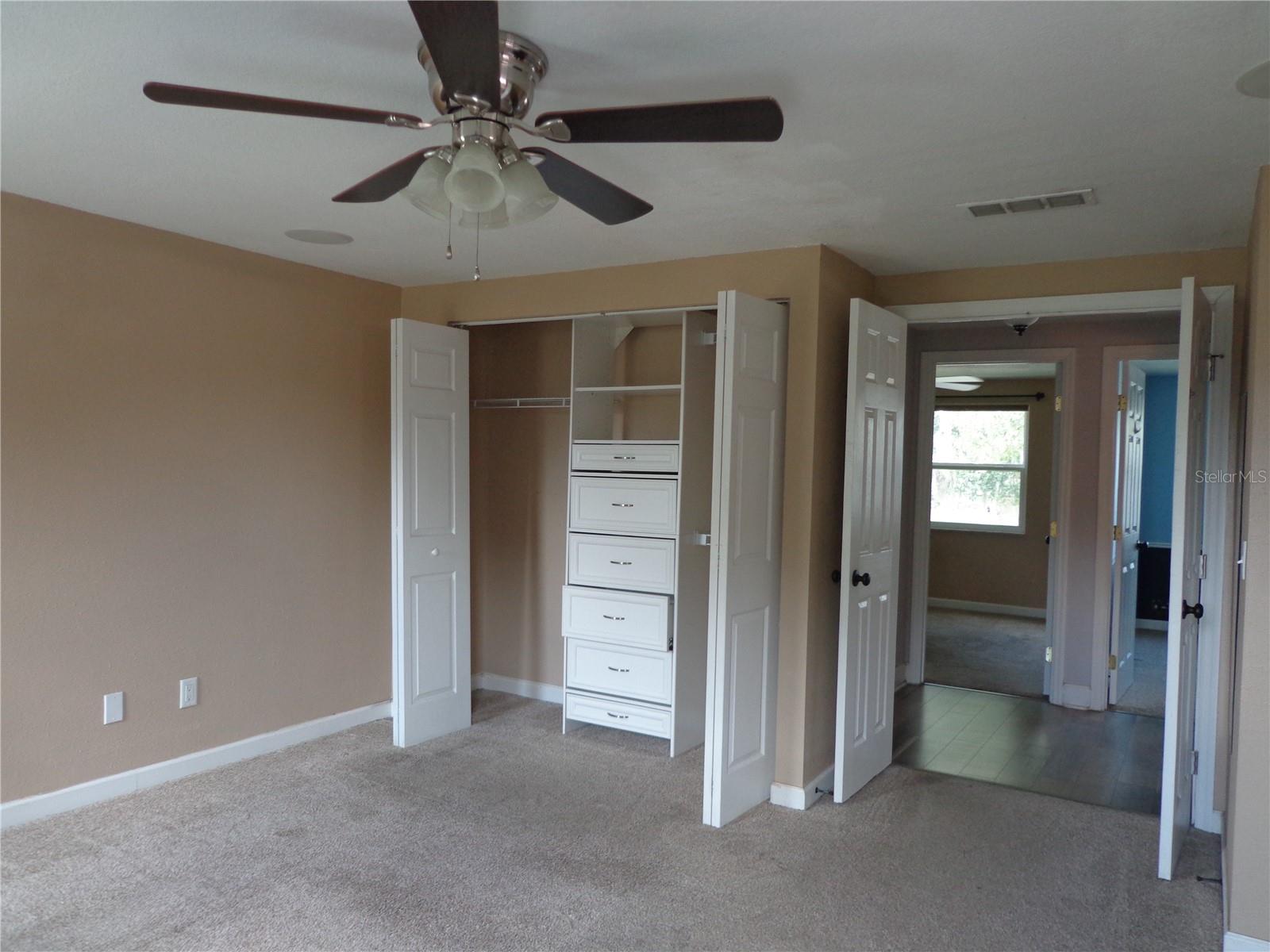 Image 12 of 20 For 3813 Orangepointe Rd