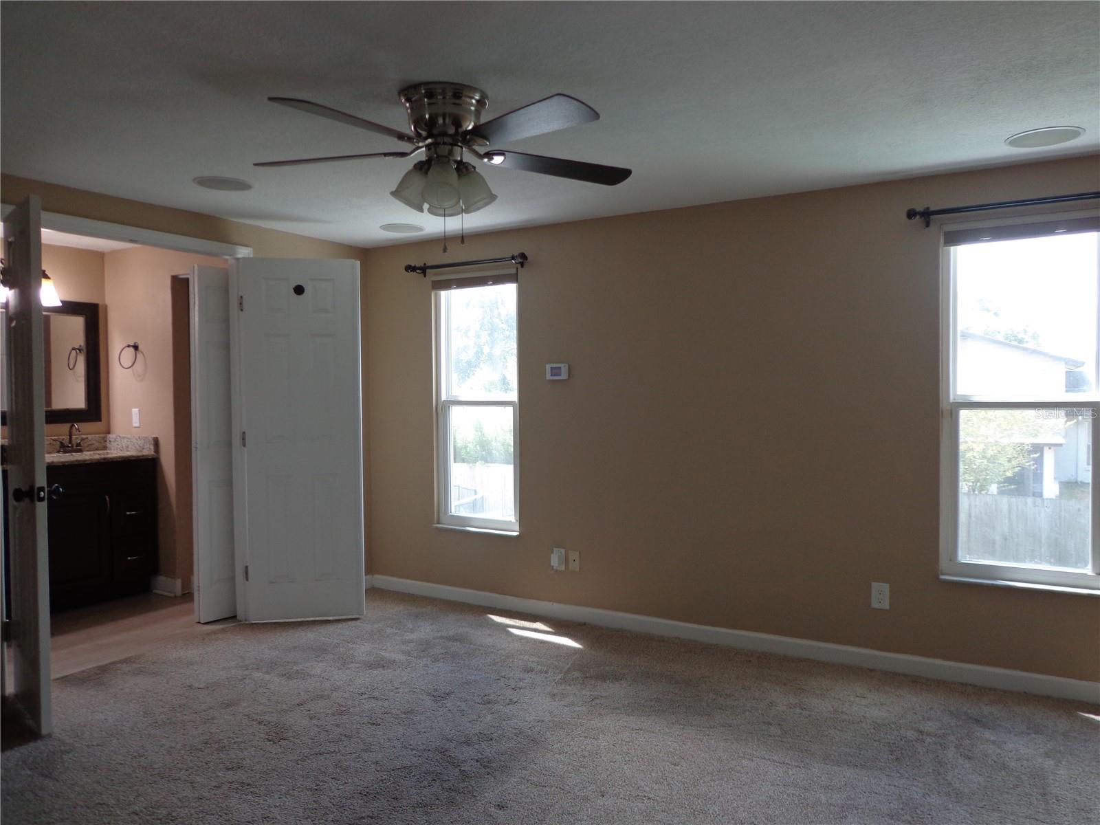 Image 13 of 20 For 3813 Orangepointe Rd