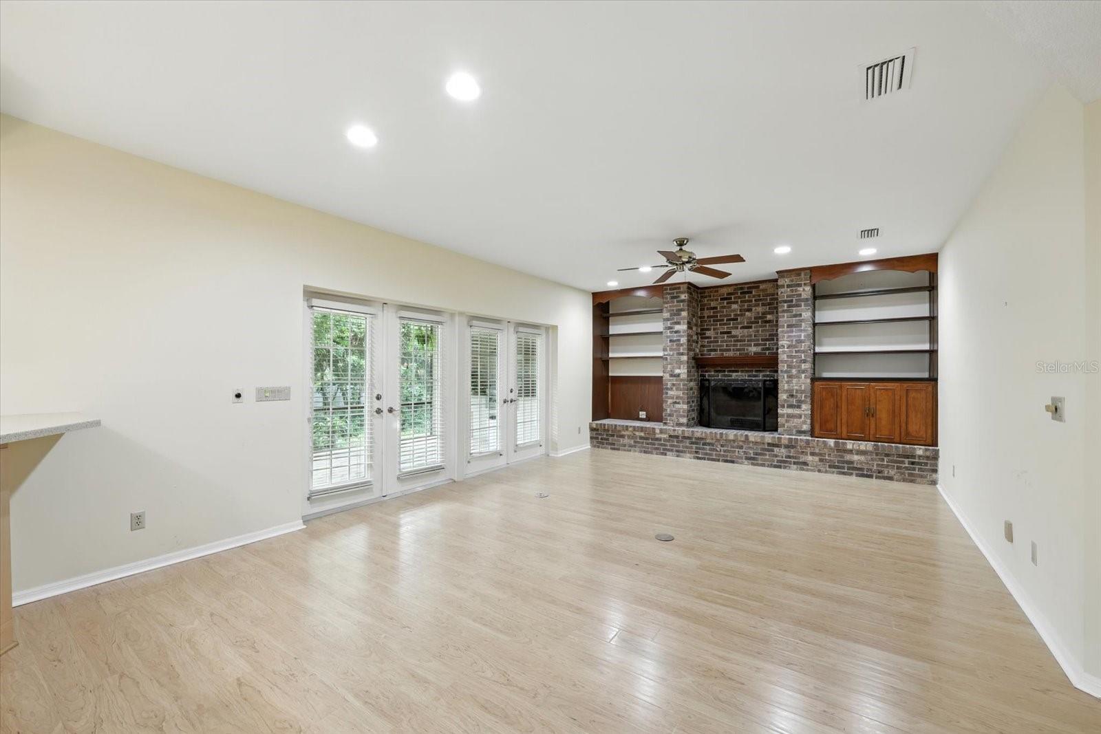 Image 12 of 24 For 2975 Whisper Lane N