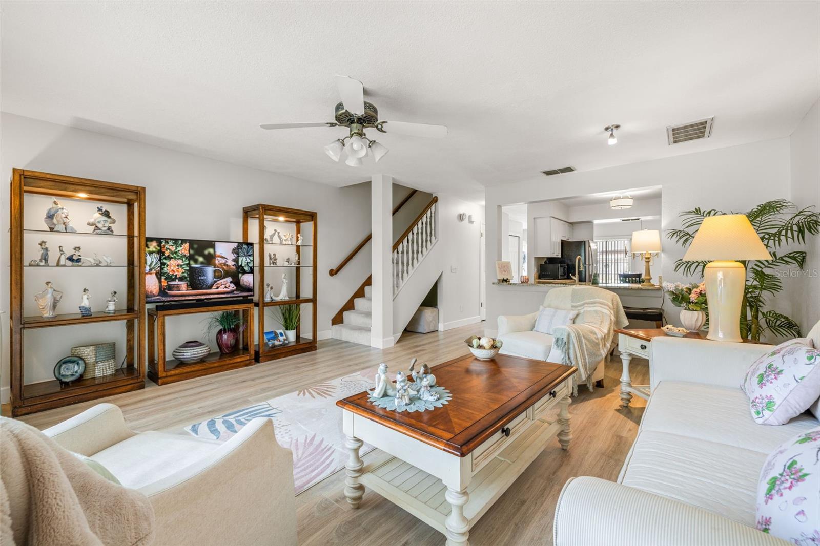 Image 18 of 39 For 14044 Notreville Way