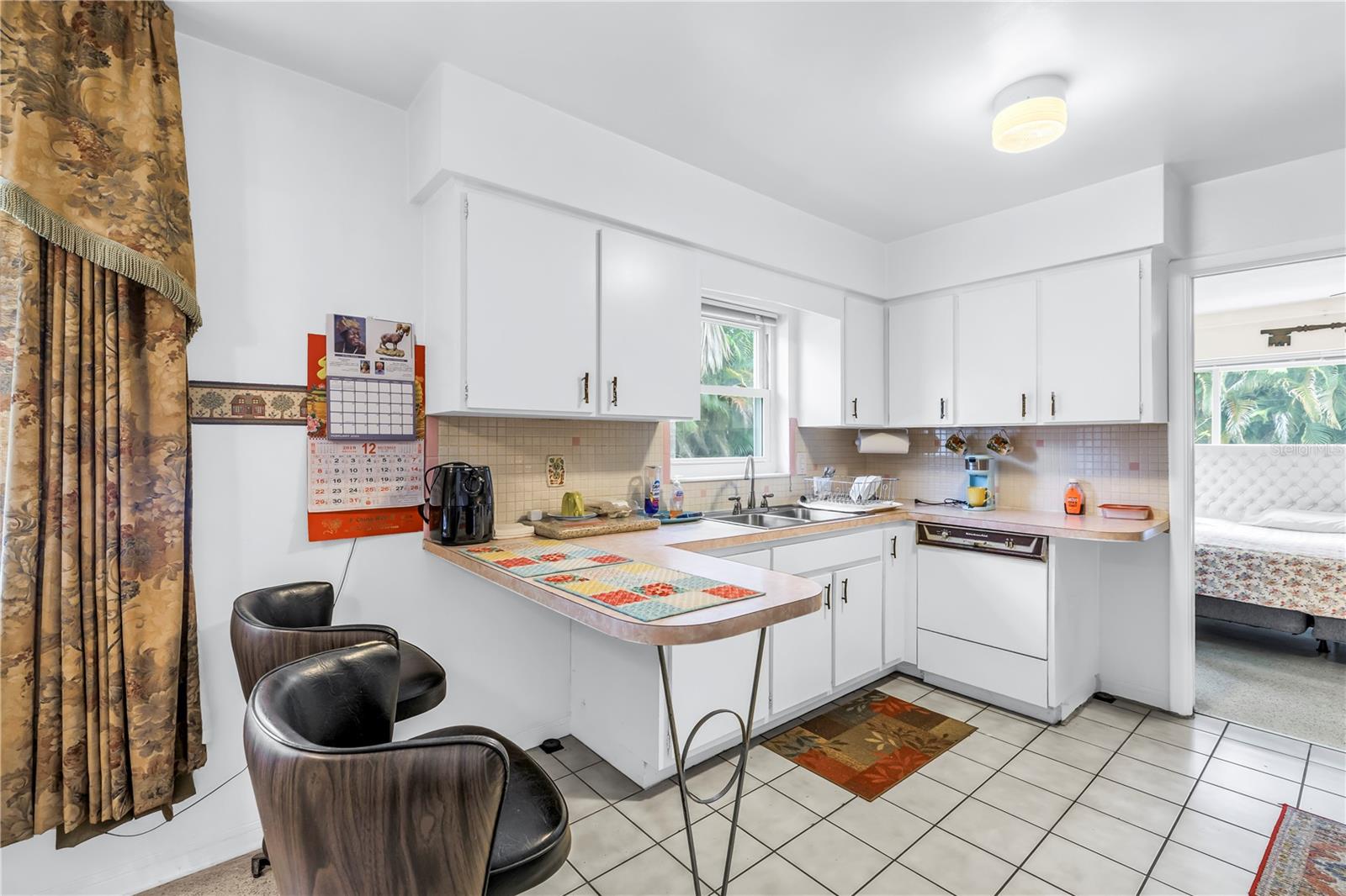 Image 12 of 44 For 1813 59th Street S