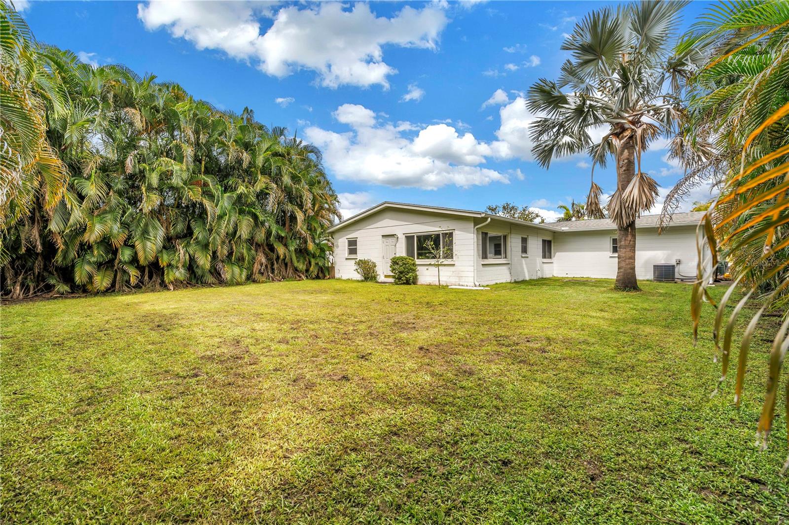 Image 33 of 44 For 1813 59th Street S