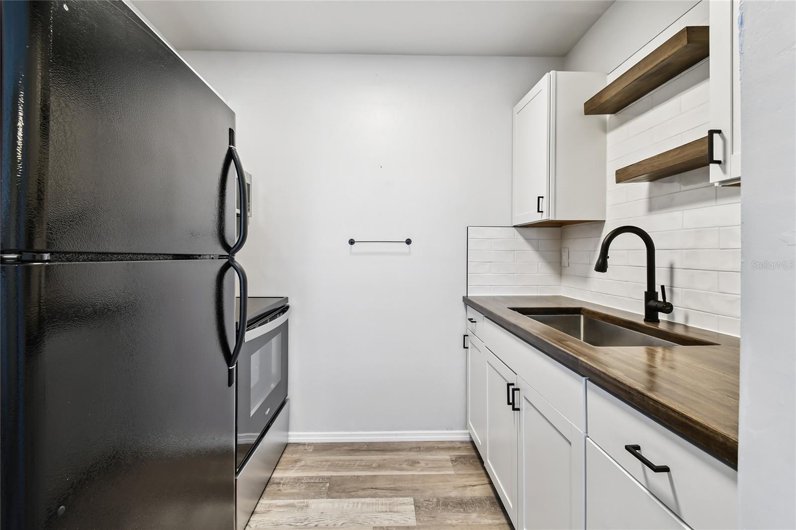 Image 8 of 43 For 2480 Enterprise Road 6