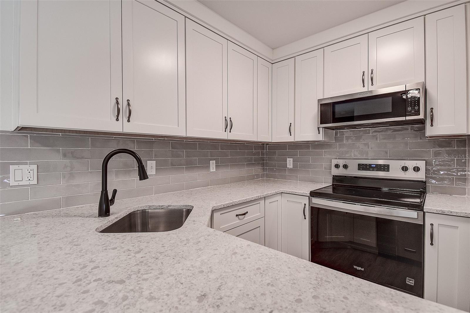 Image 10 of 33 For 9650 68th Street N
