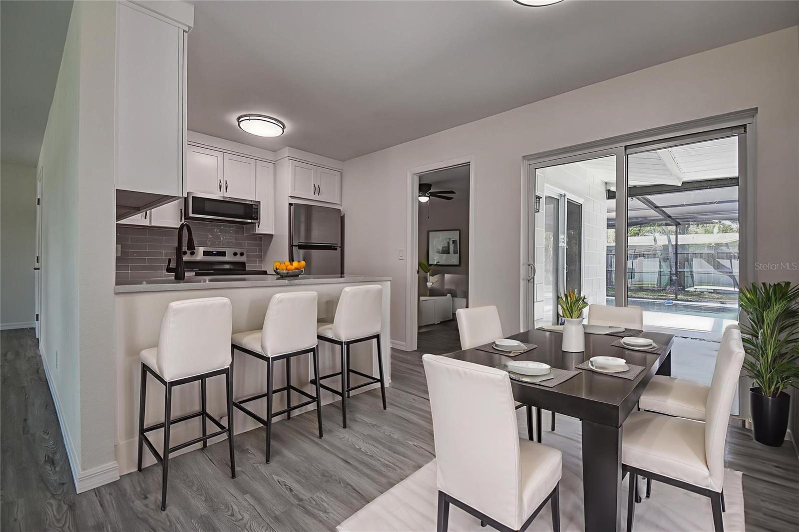 Image 11 of 33 For 9650 68th Street N
