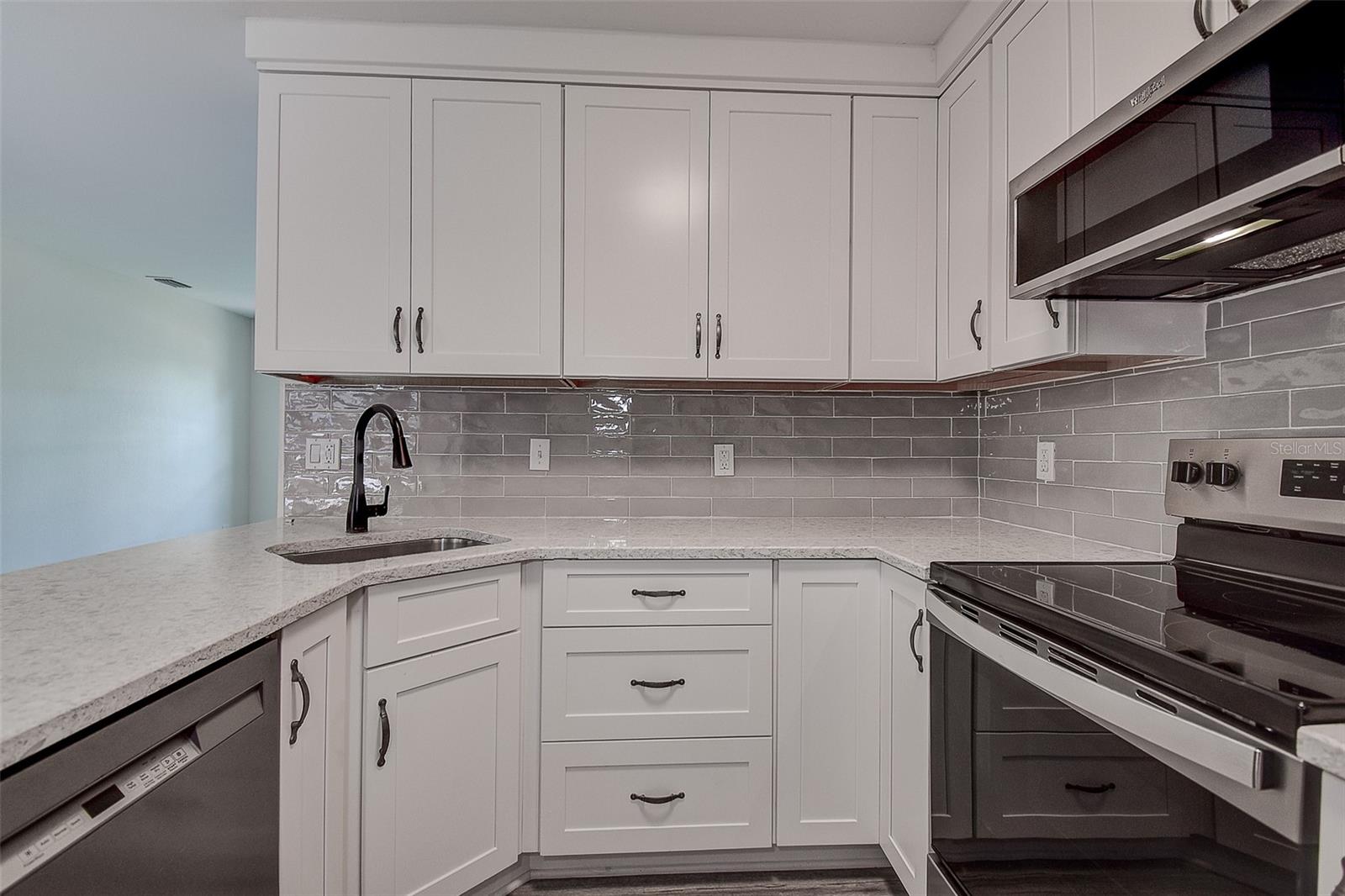 Image 9 of 33 For 9650 68th Street N