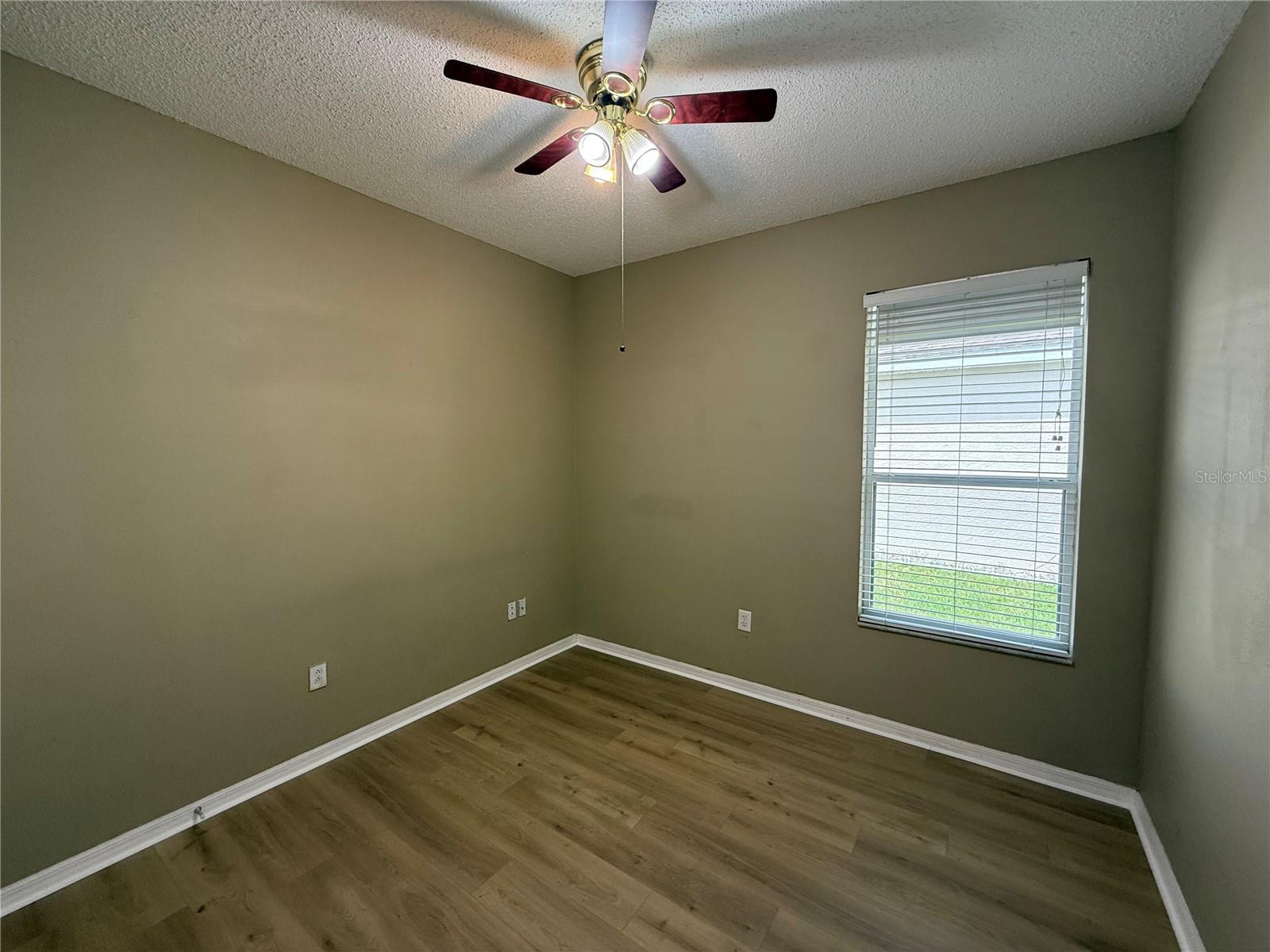 Image 37 of 60 For 19111 Cypress Reach Lane