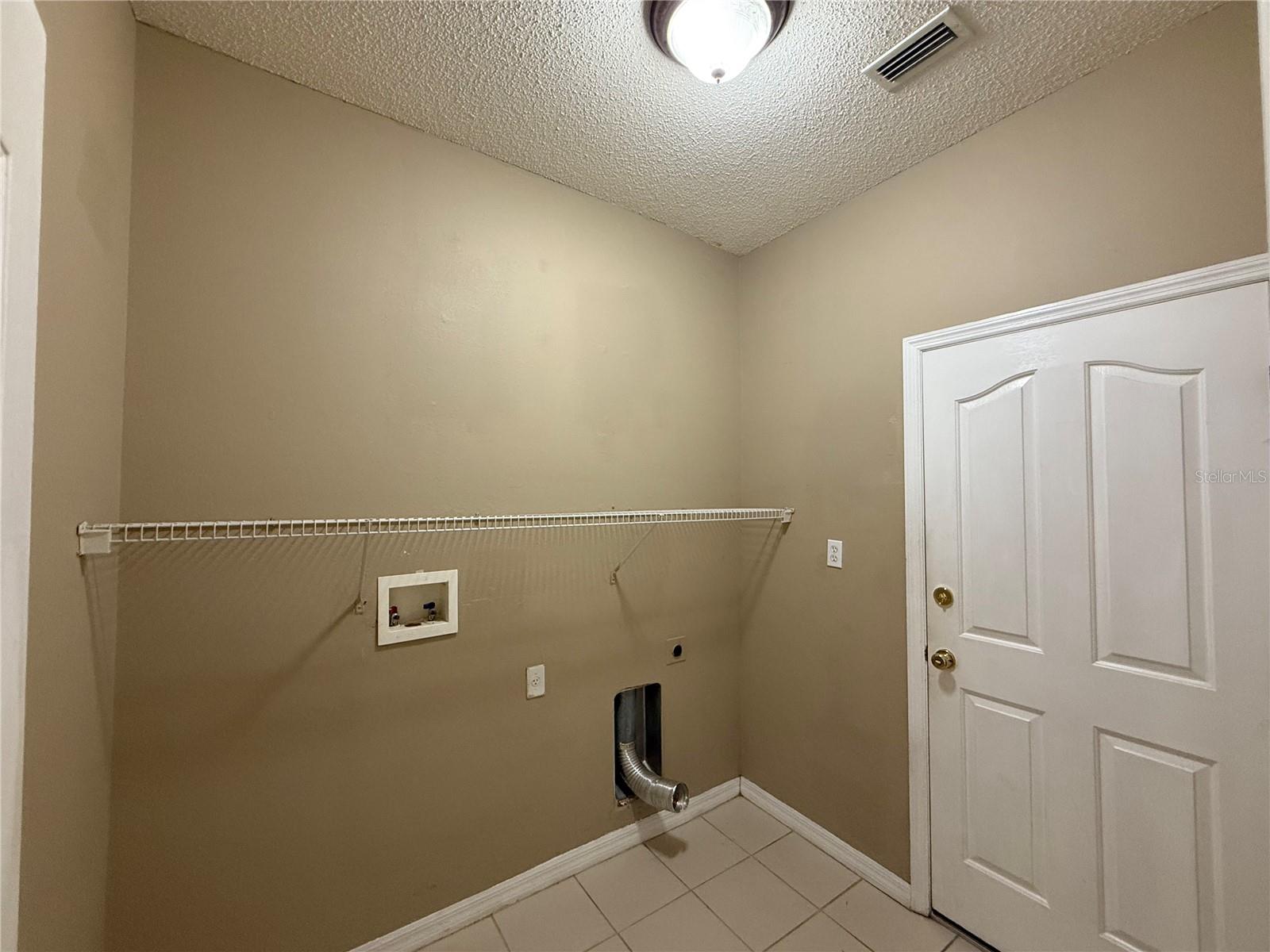 Image 41 of 60 For 19111 Cypress Reach Lane