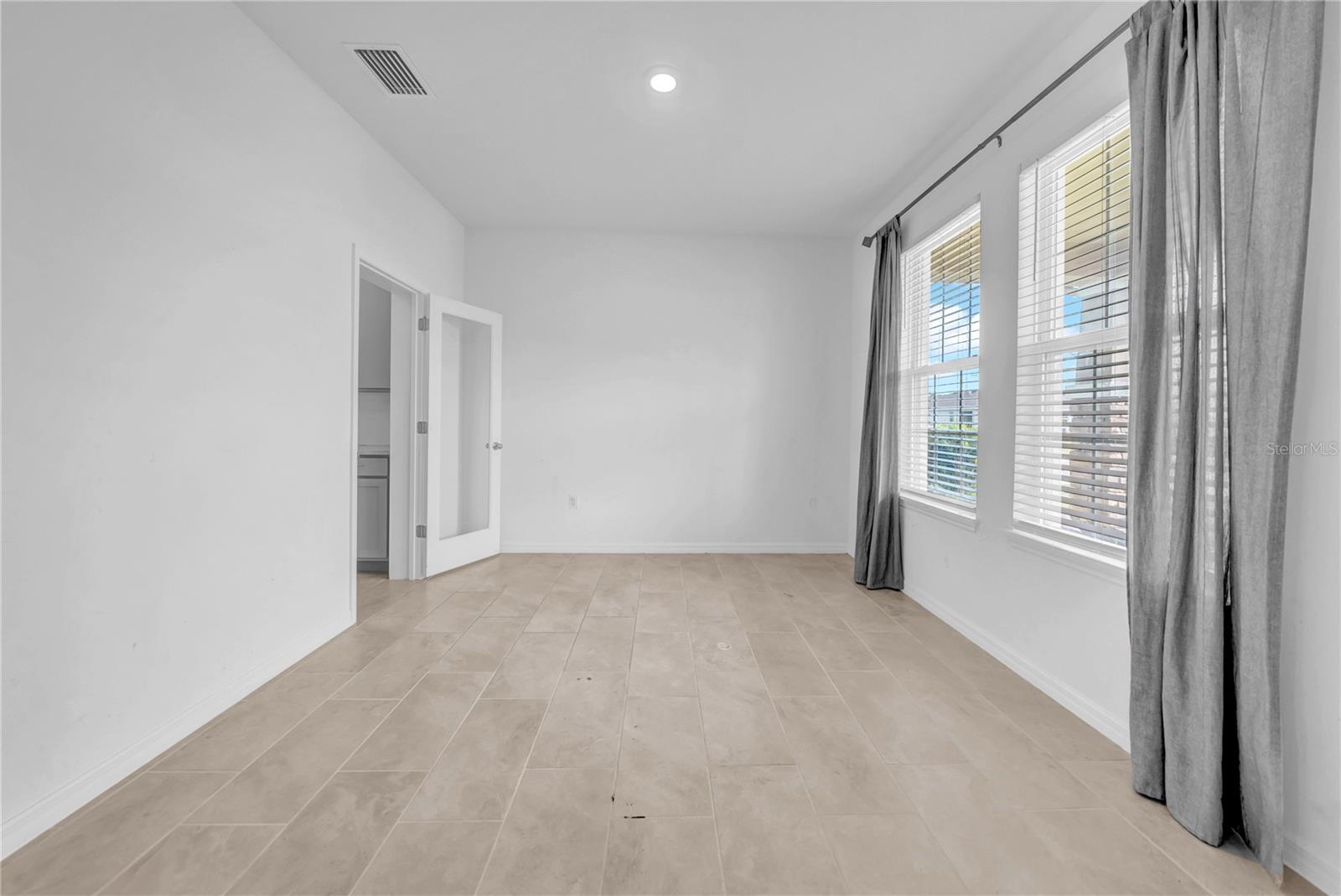 Image 15 of 53 For 3225 Living Coral Drive