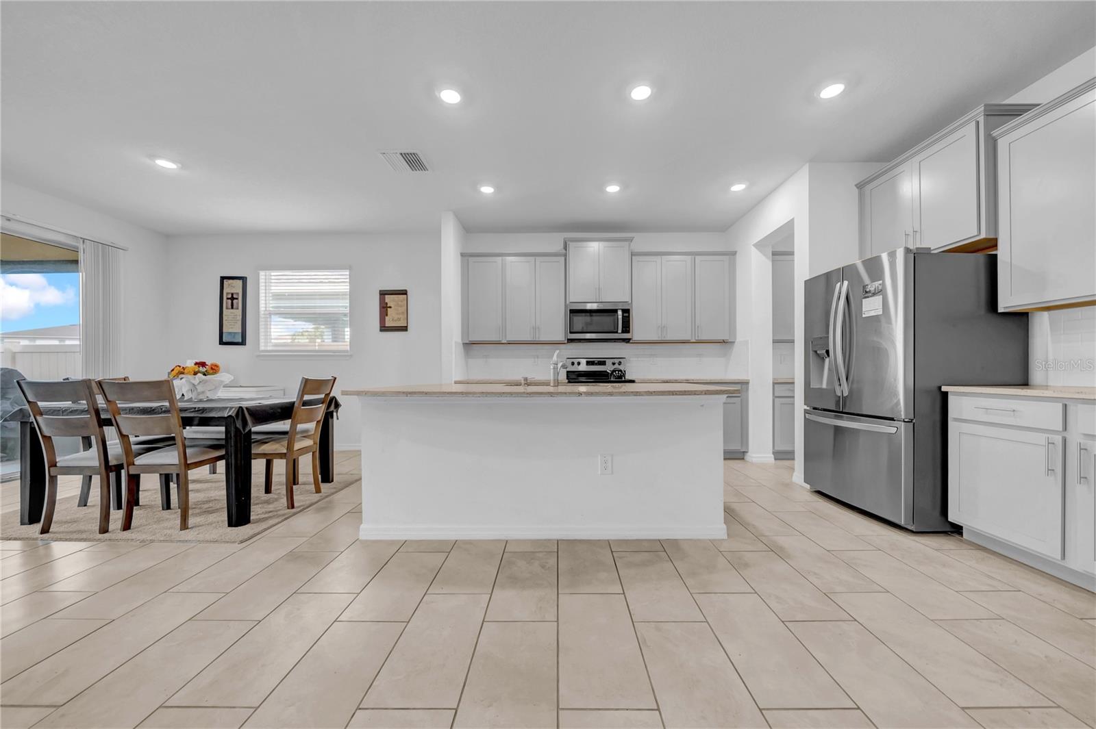 Image 18 of 53 For 3225 Living Coral Drive