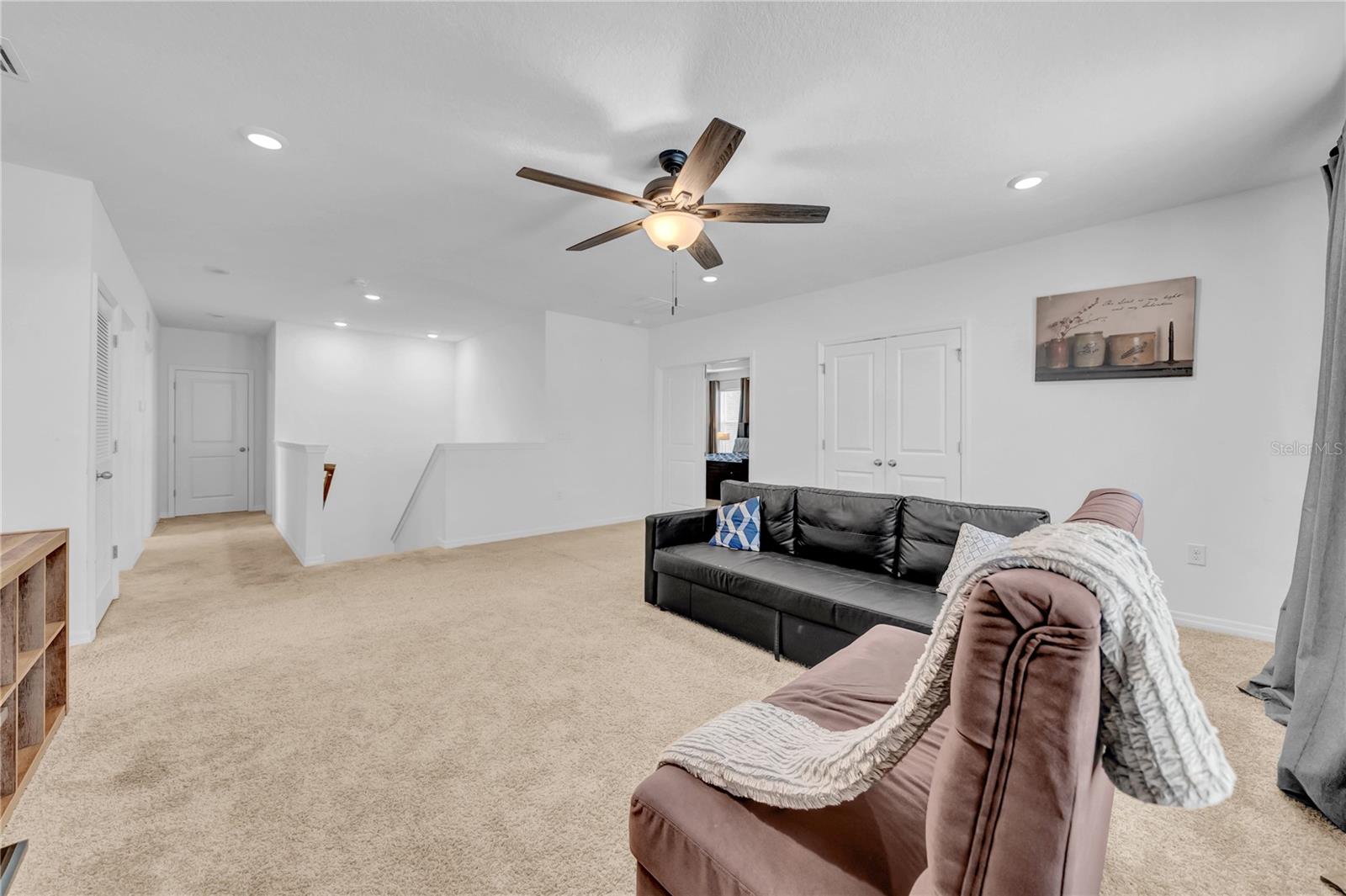 Image 34 of 53 For 3225 Living Coral Drive