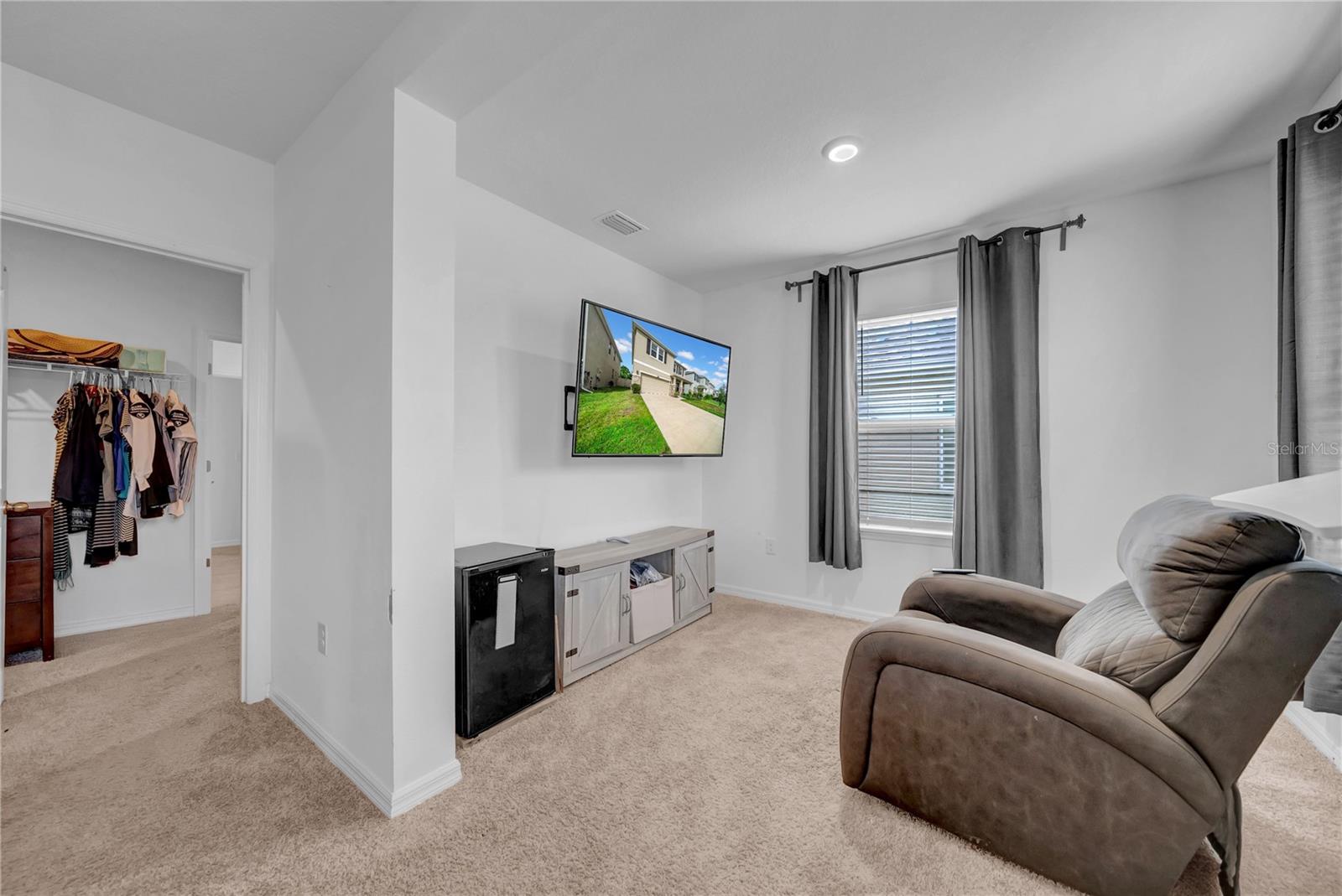 Image 38 of 53 For 3225 Living Coral Drive