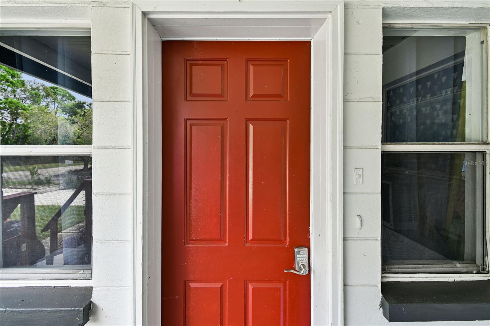 Image 10 of 68 For 5518 11th Ave S