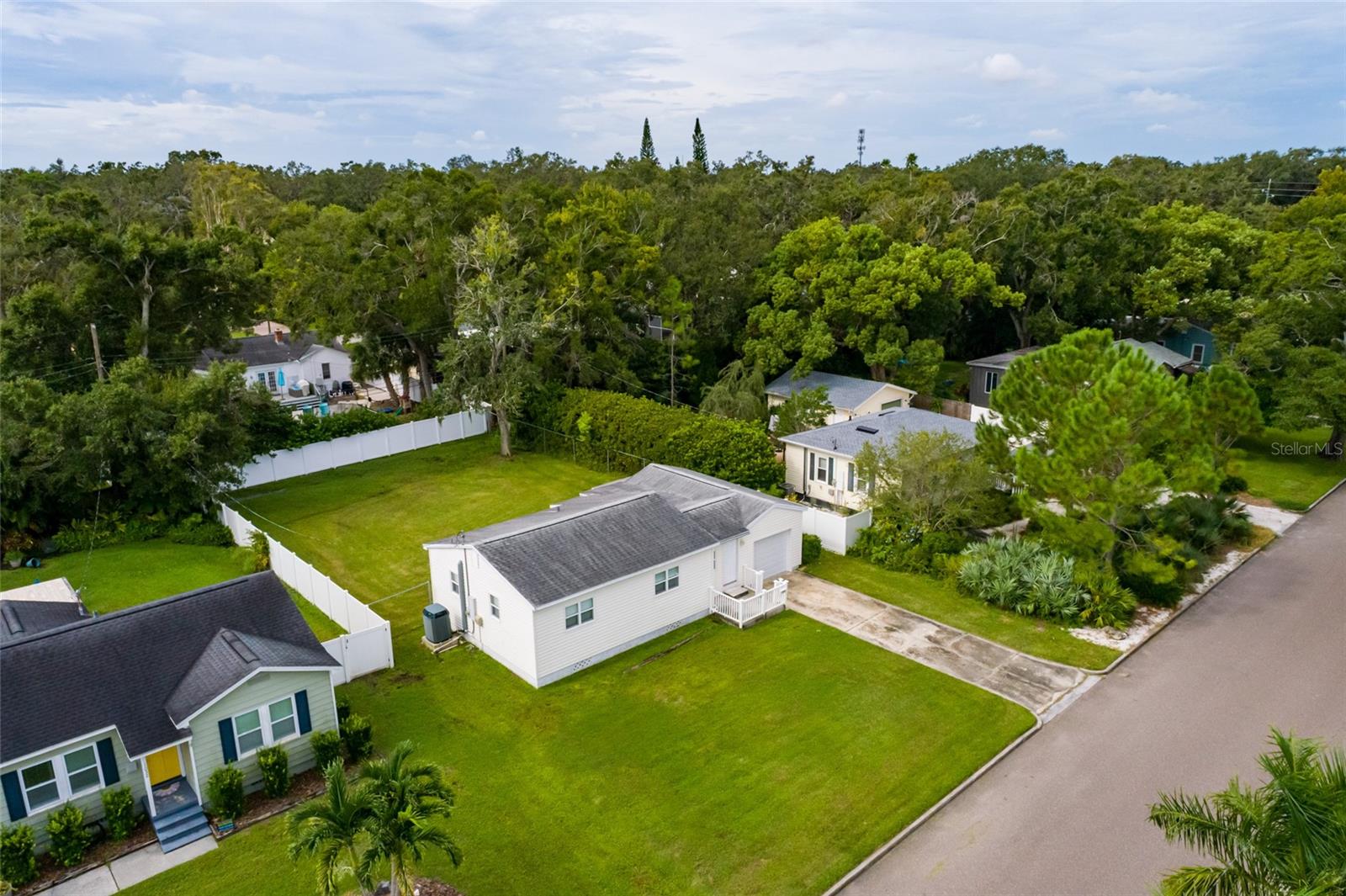 Image 34 of 36 For 1044 46th Avenue N
