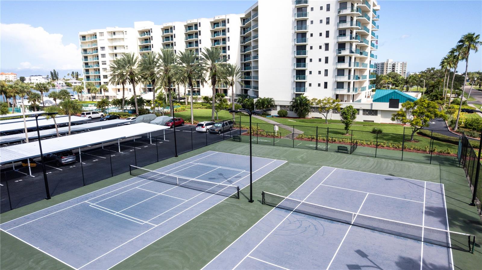 Image 8 of 63 For 670 Island Way 501