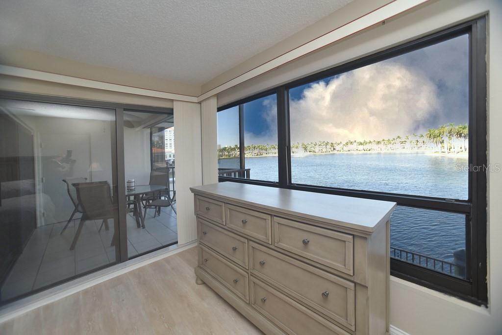 Image 42 of 53 For 6294 Bahia Del Mar Circle 207