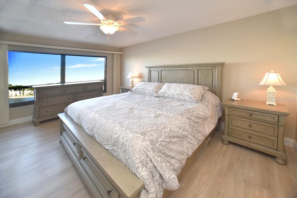 Image 46 of 53 For 6294 Bahia Del Mar Circle 207