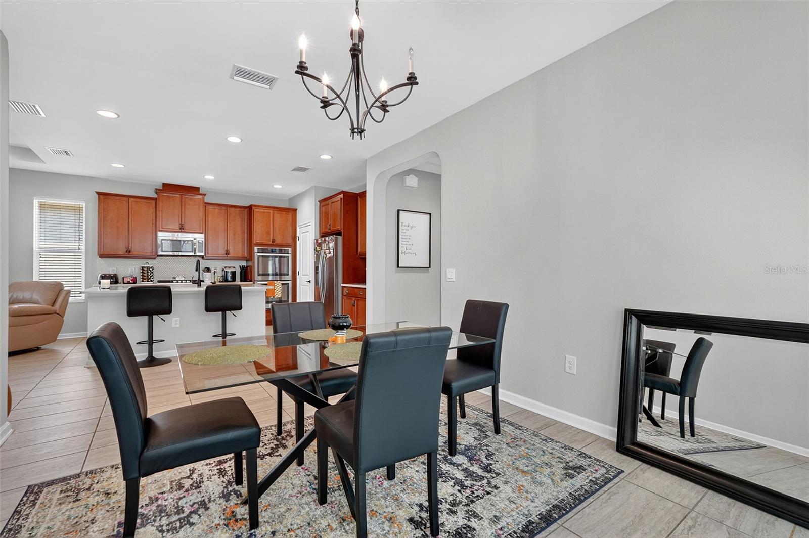 Image 19 of 58 For 29241 Perilli Place