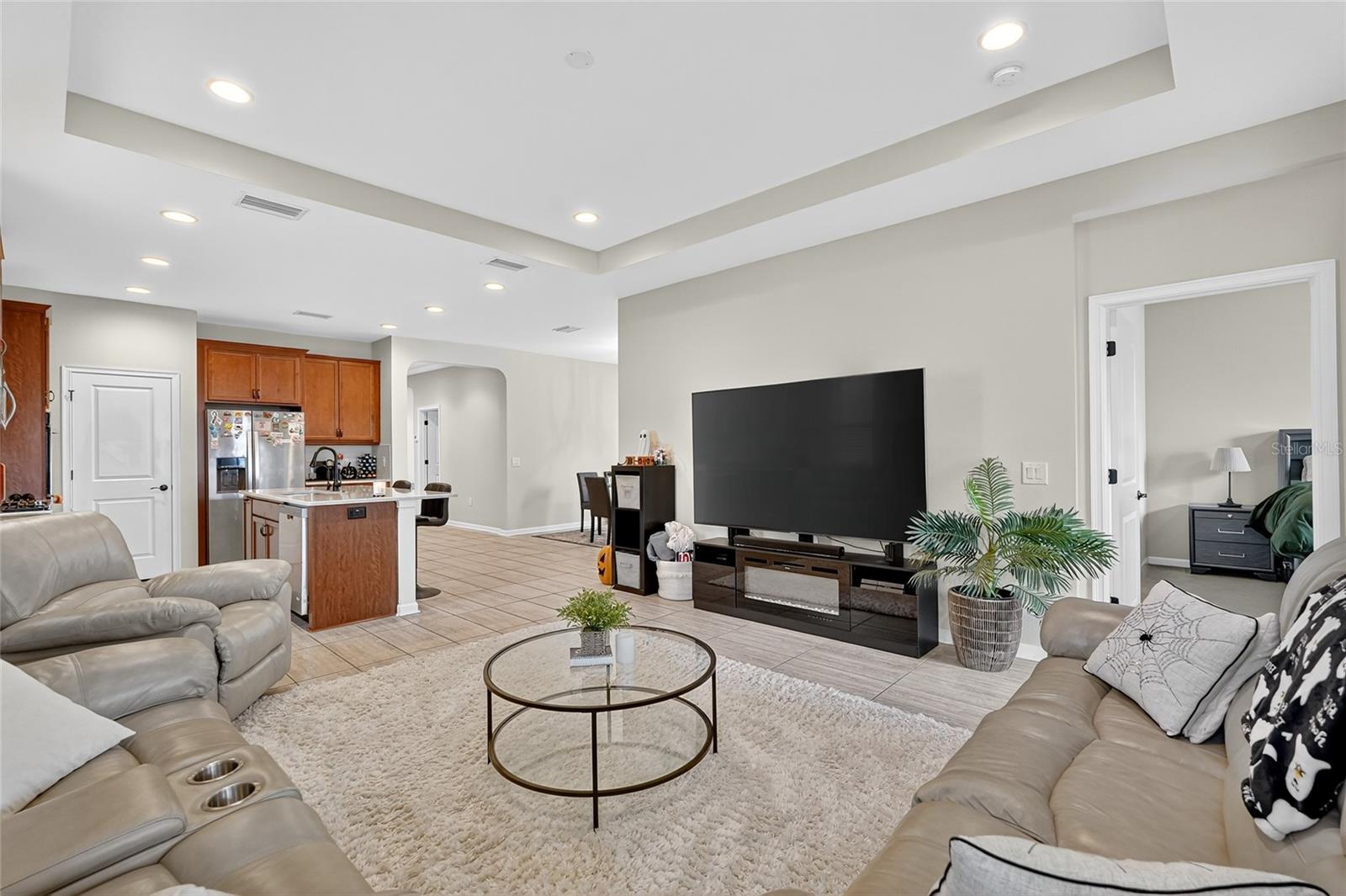Image 23 of 58 For 29241 Perilli Place