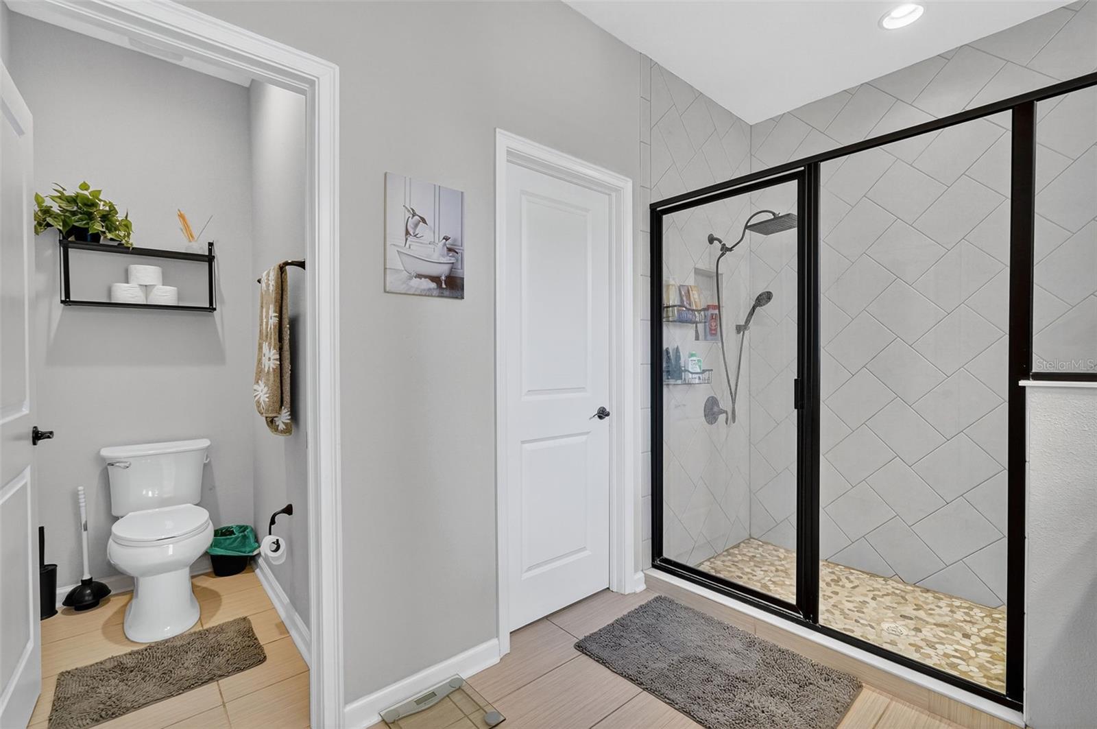 Image 29 of 58 For 29241 Perilli Place