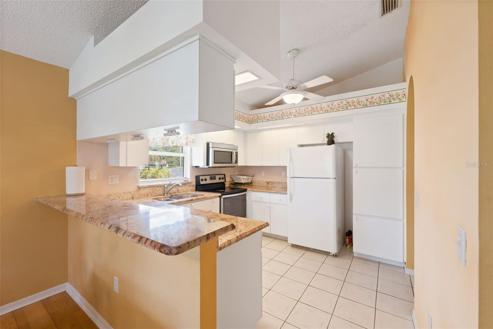 Image 13 of 32 For 4432 Whitton Way
