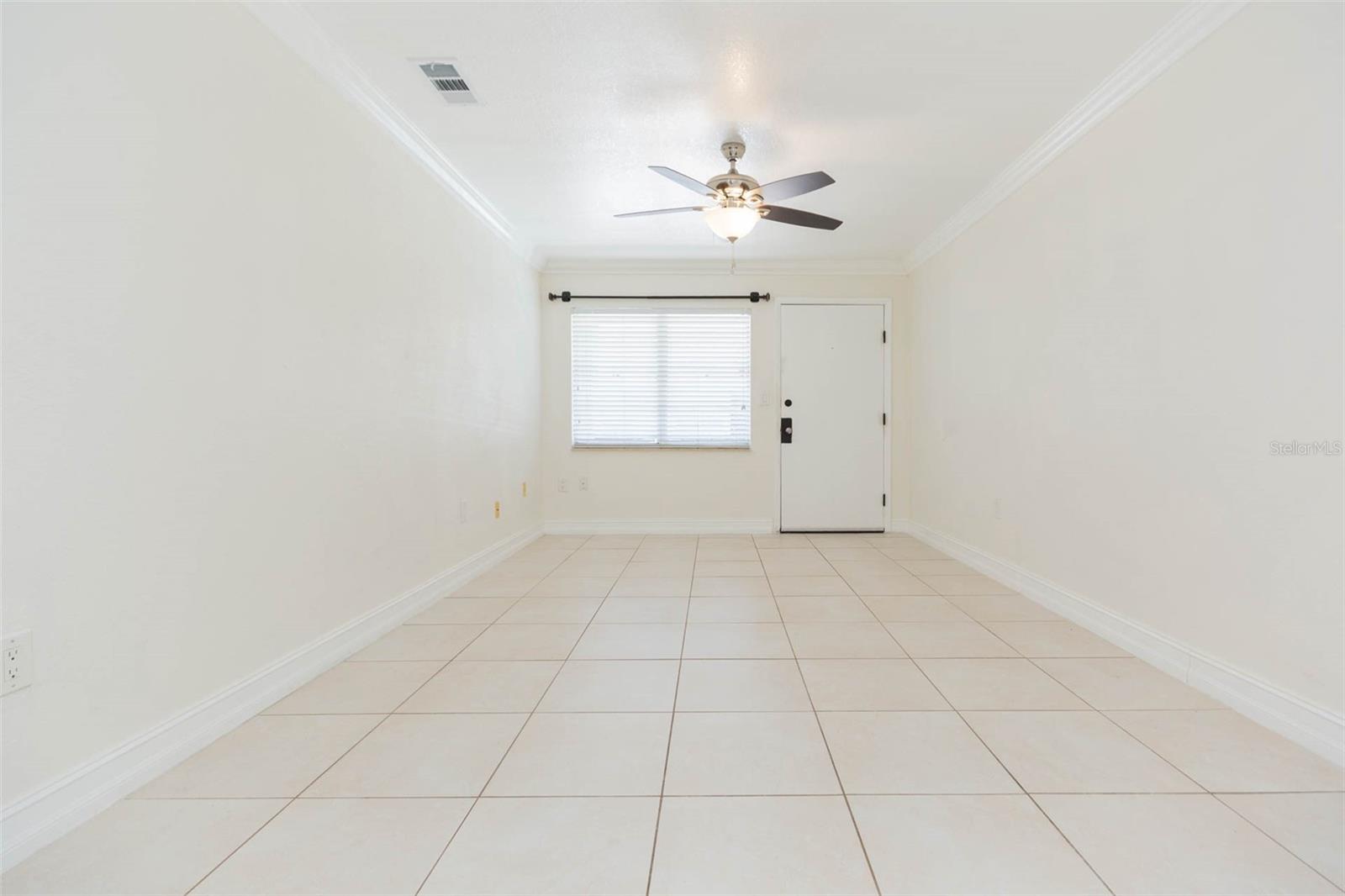 Image 11 of 21 For 5221 Bayshore Boulevard 34