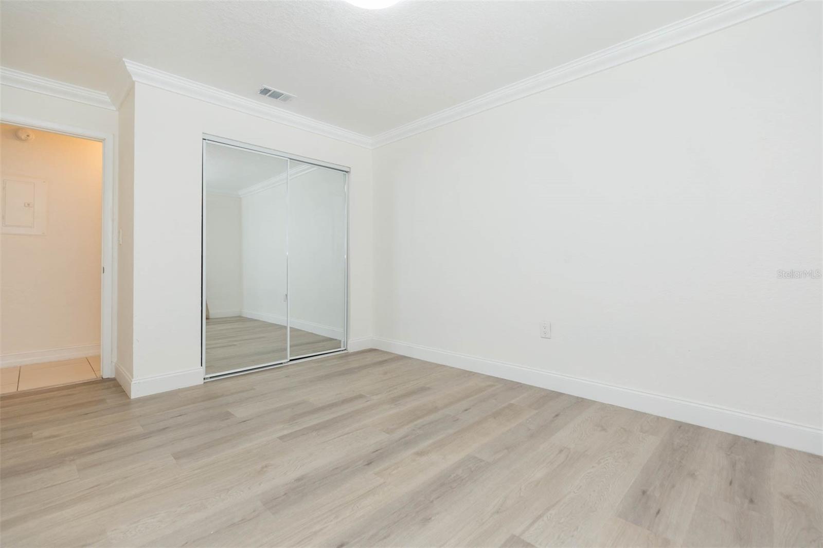 Image 22 of 36 For 5221 Bayshore Boulevard 34