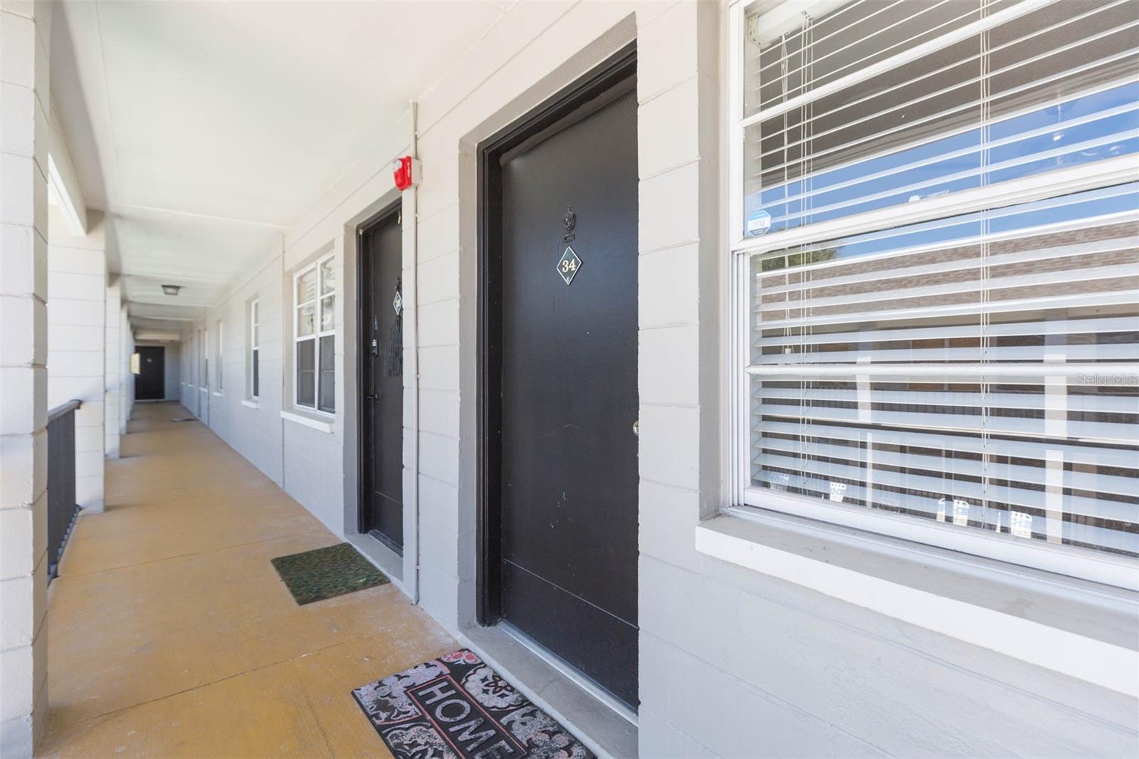 Image 4 of 21 For 5221 Bayshore Boulevard 34