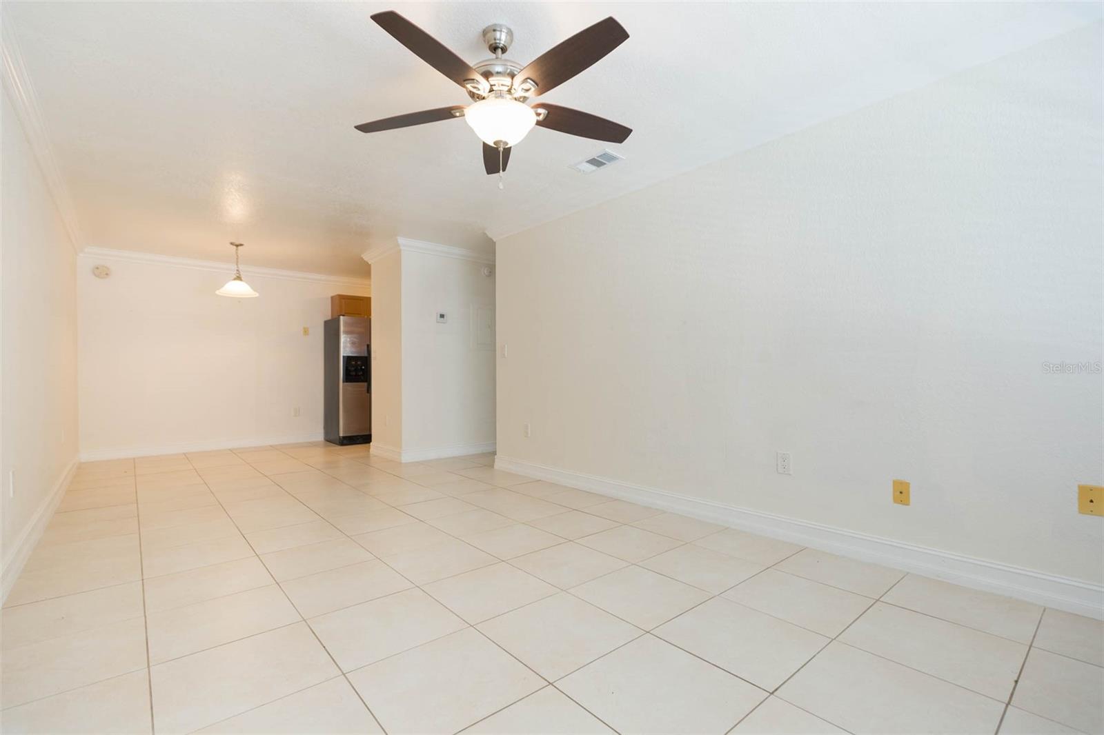 Image 7 of 21 For 5221 Bayshore Boulevard 34