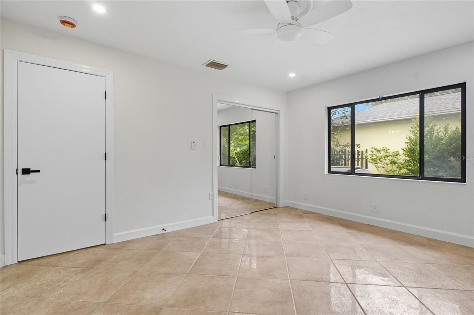 Image 15 of 31 For 1110 Coral Street