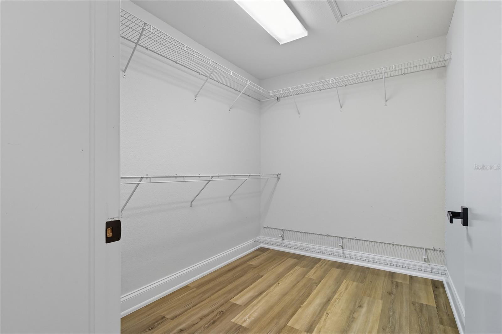 Image 16 of 31 For 1110 Coral Street