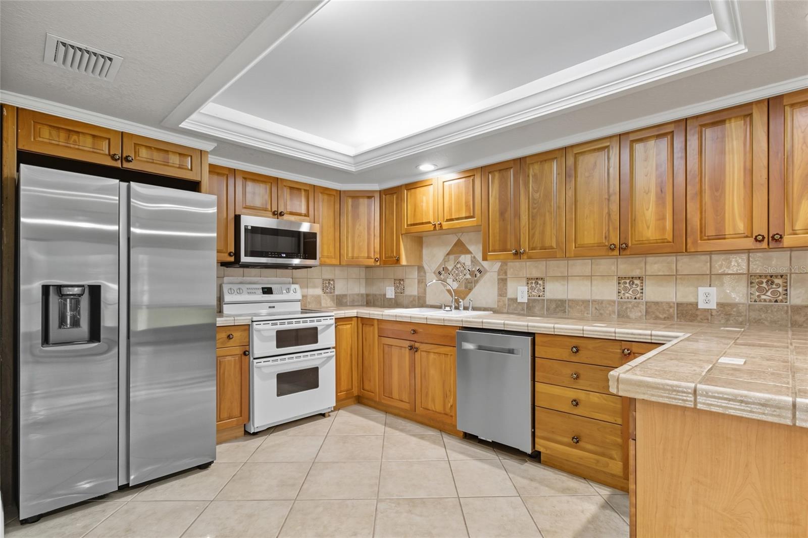 Image 6 of 31 For 1110 Coral Street