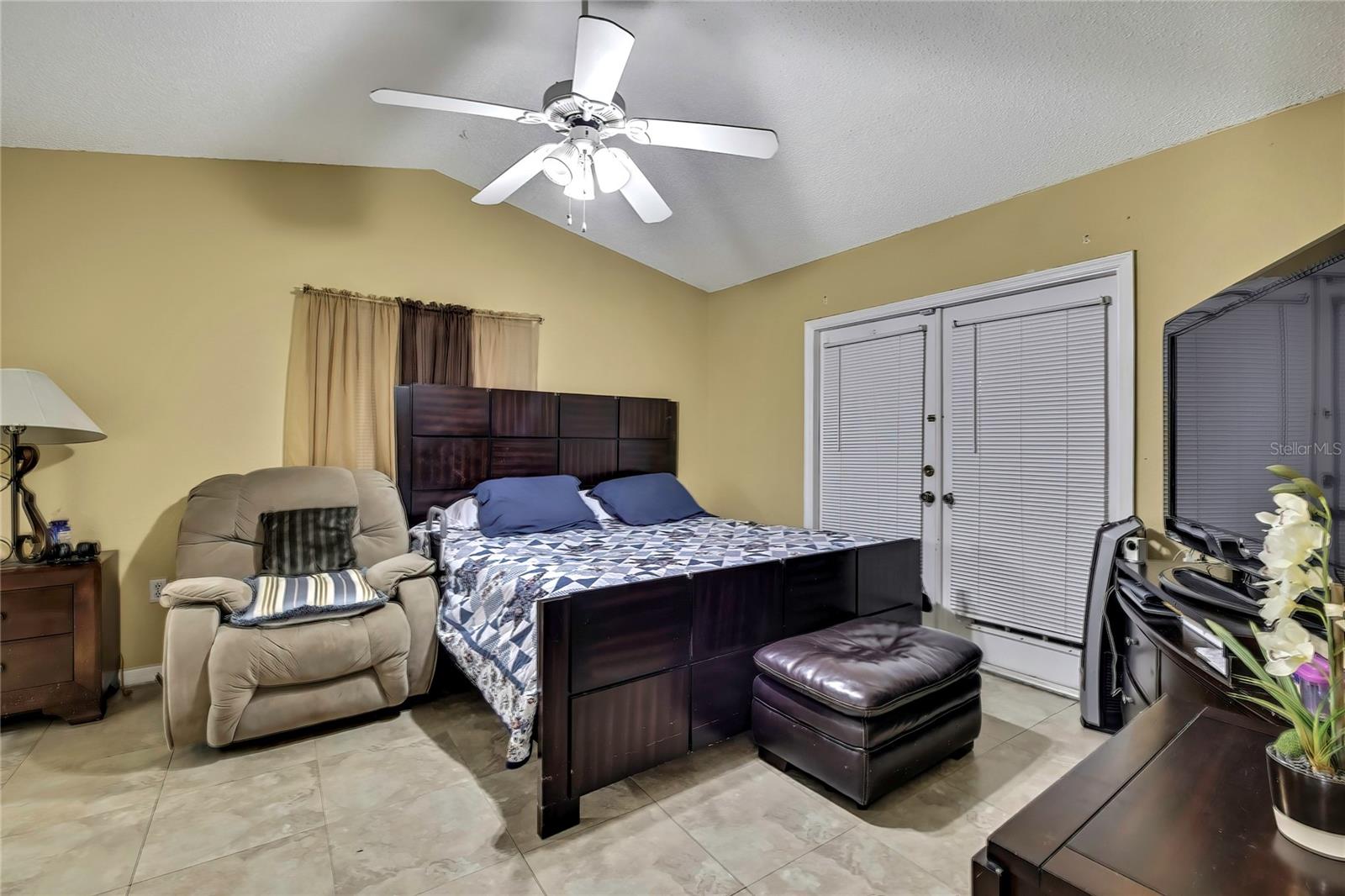 Image 10 of 37 For 11322 Topaz Street