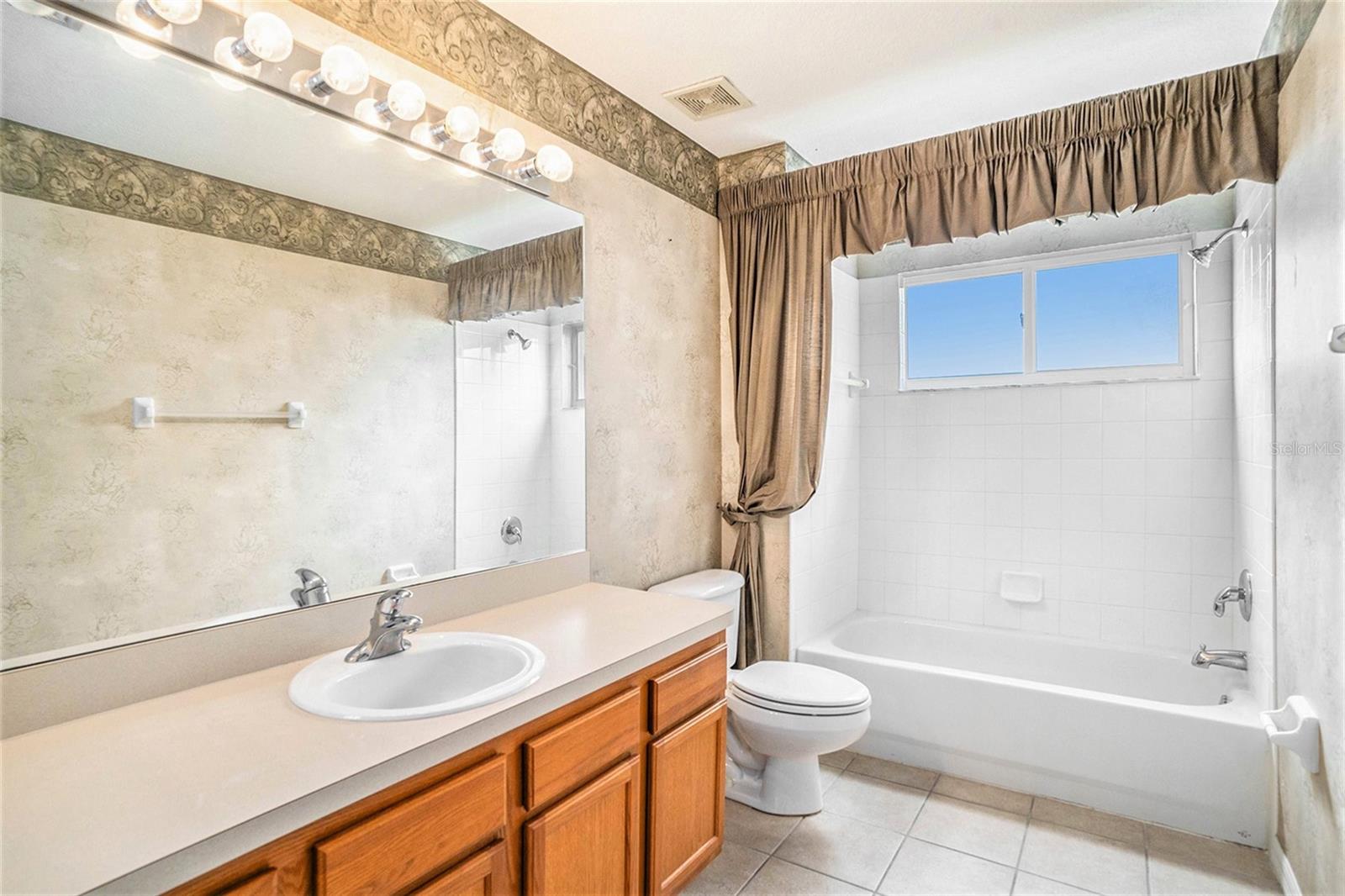 Image 18 of 28 For 7827 66th Way N