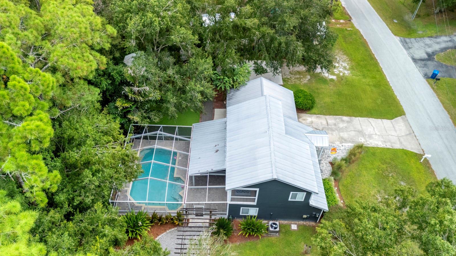 Image 6 of 63 For 7541 Conrad Street