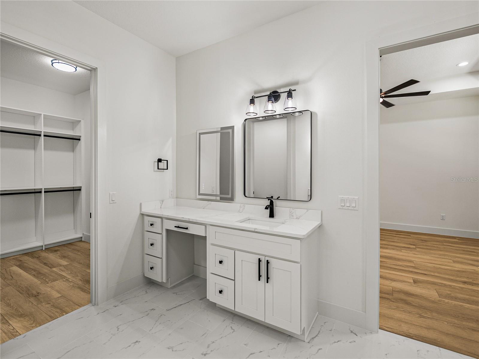 Image 34 of 70 For 14069 Grandeur Way