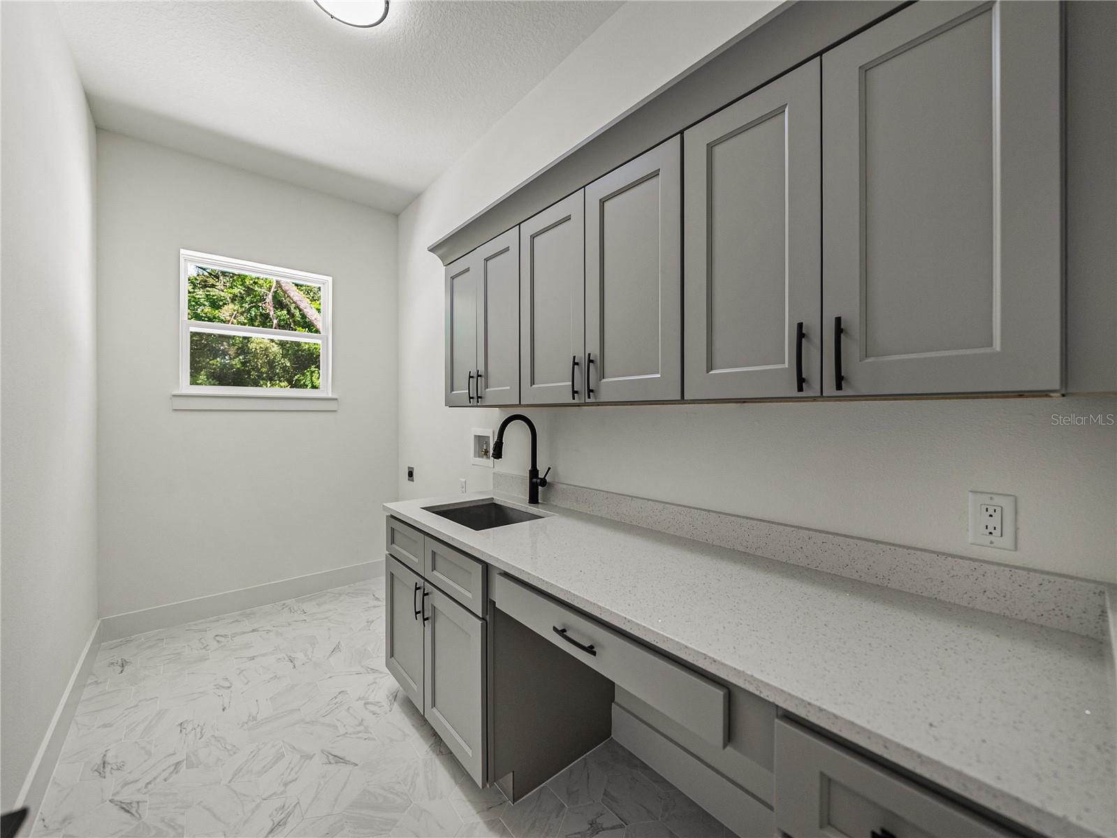 Image 60 of 70 For 14069 Grandeur Way