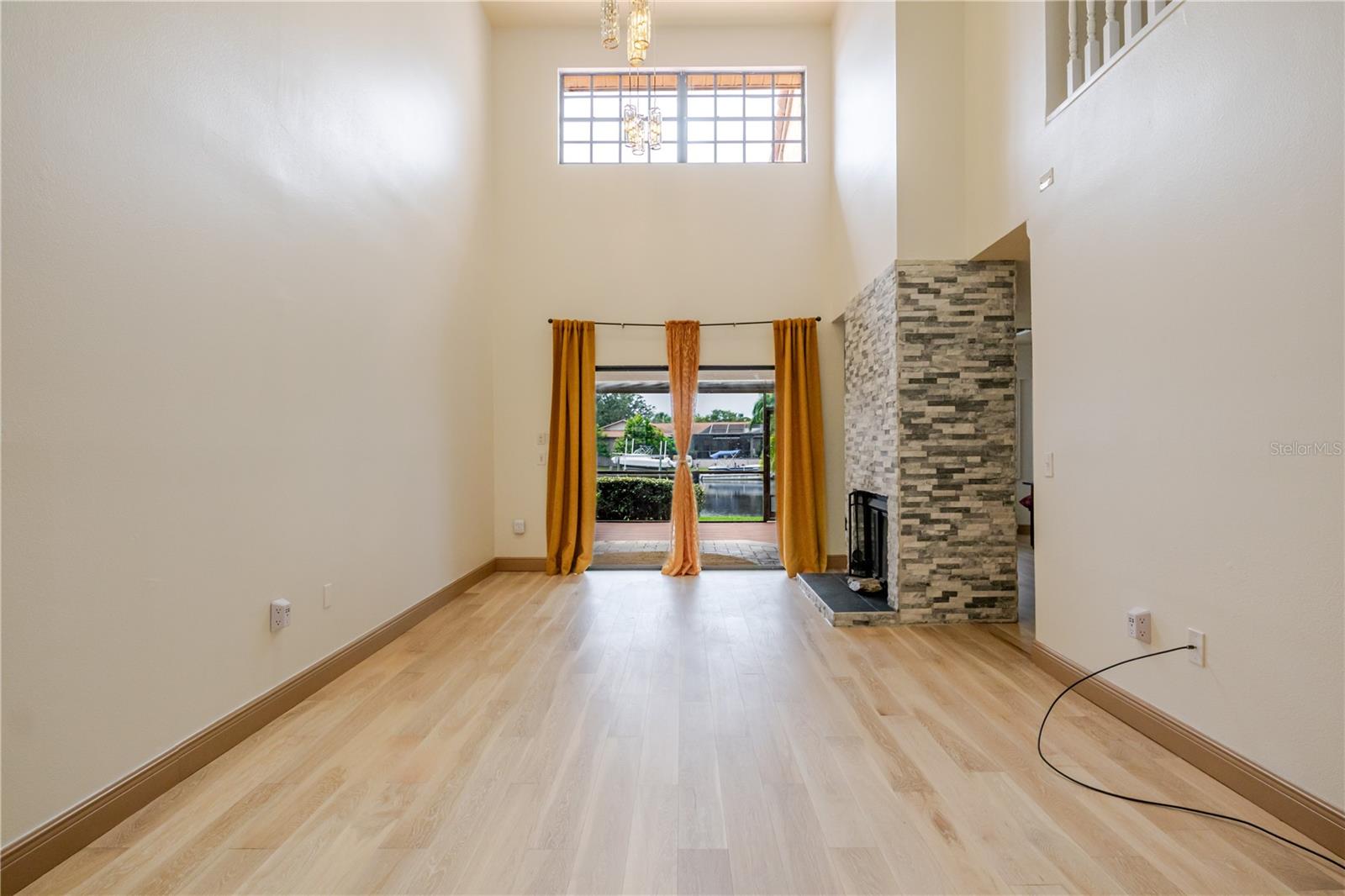 Image 12 of 56 For 10444 Saint Tropez Place