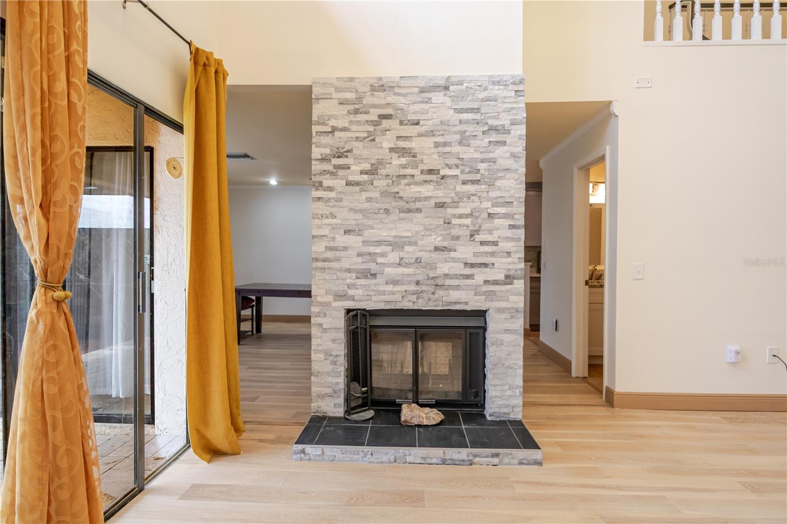 Image 16 of 56 For 10444 Saint Tropez Place