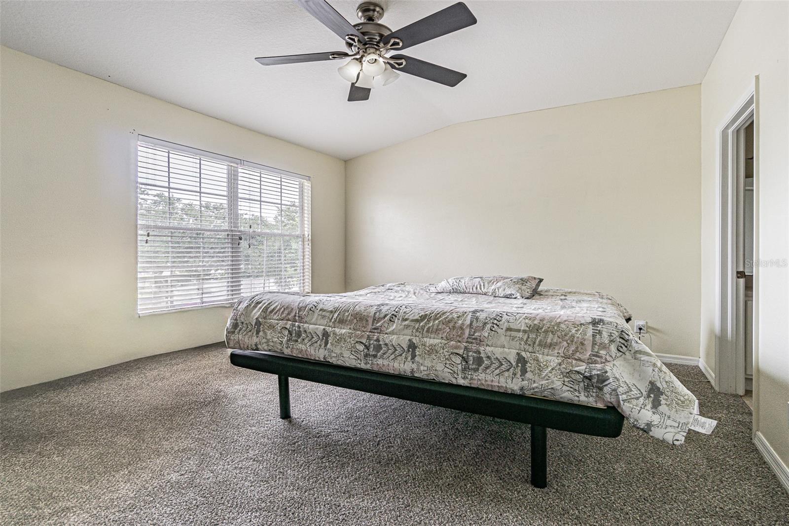 Image 13 of 35 For 12254 Foxmoor Peak Drive