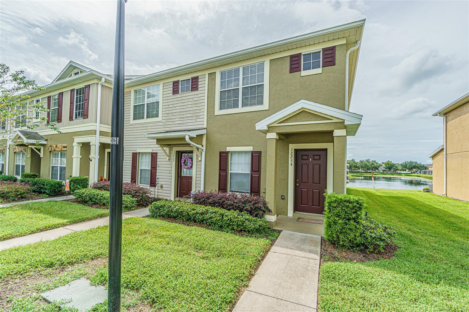 Image 25 of 35 For 12254 Foxmoor Peak Drive