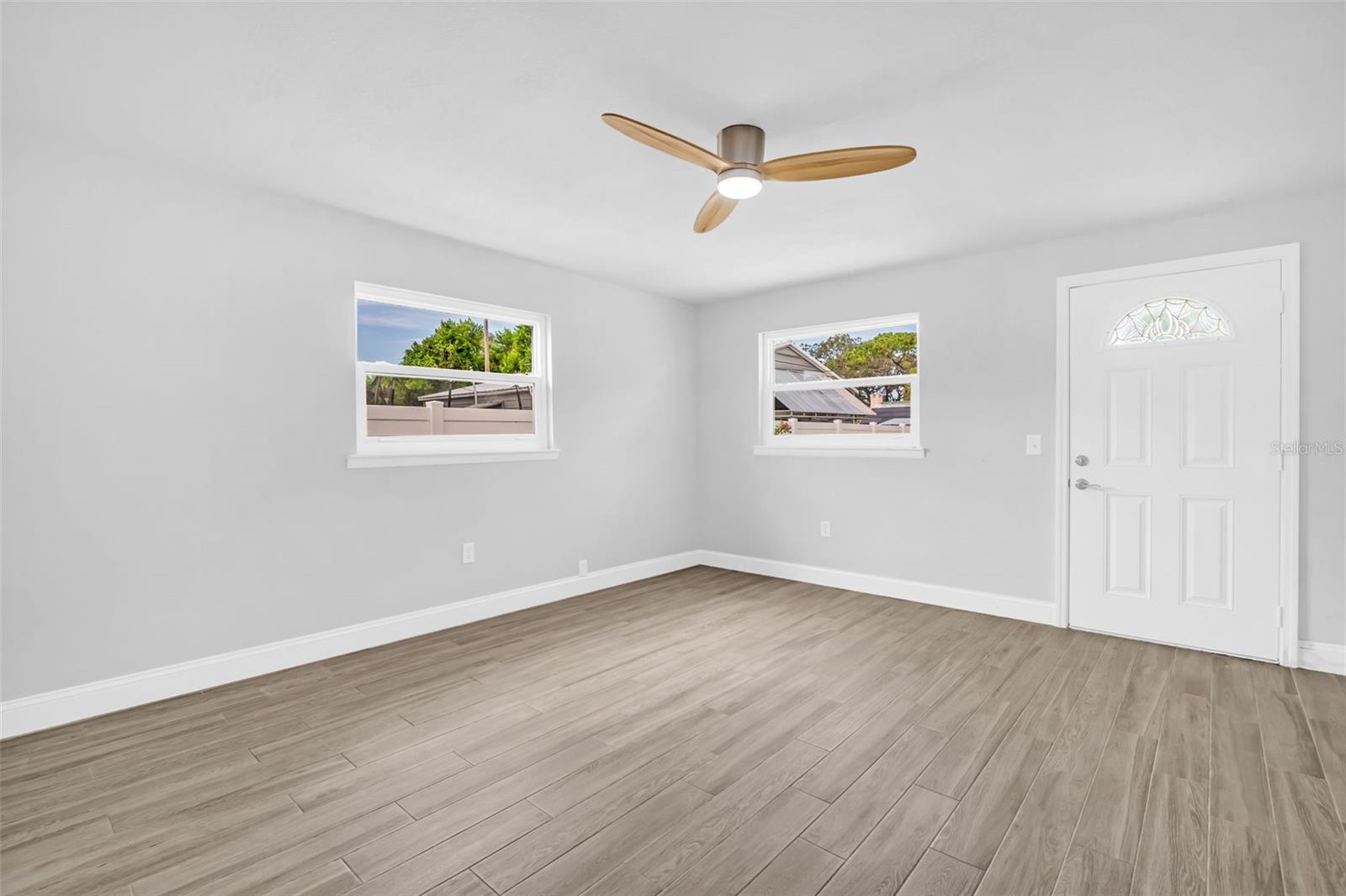 Image 13 of 53 For 713 Pine Street