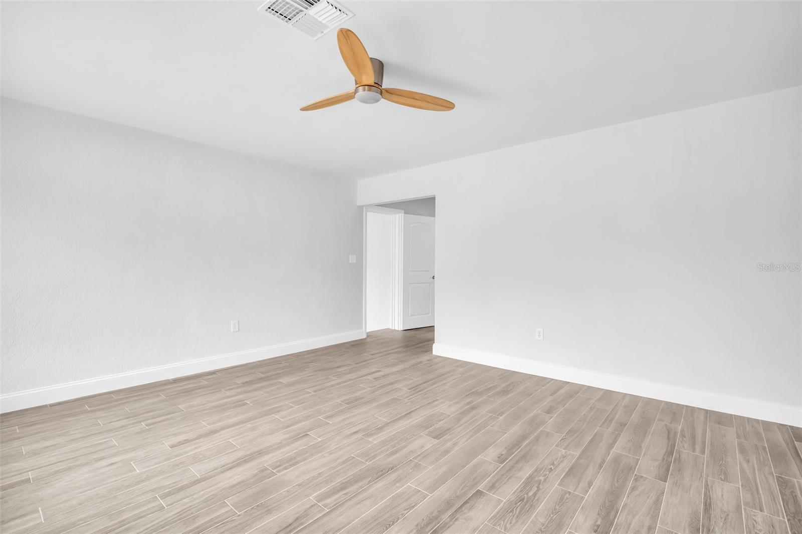 Image 18 of 53 For 713 Pine Street