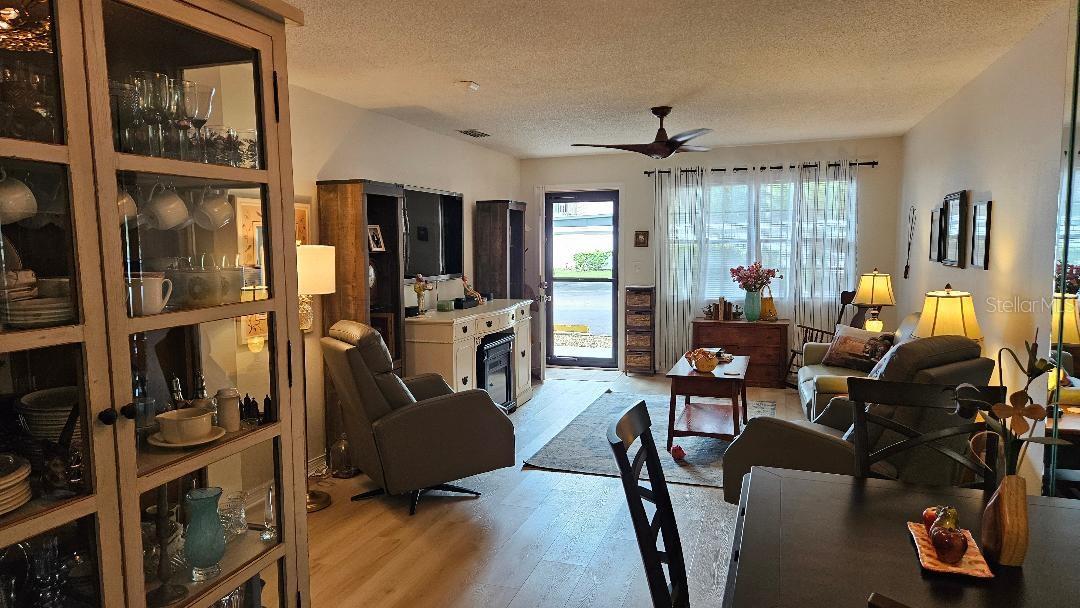 Image 10 of 33 For 5975 Terrace Park Drive N 105