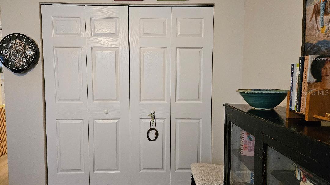 Image 22 of 33 For 5975 Terrace Park Drive N 105