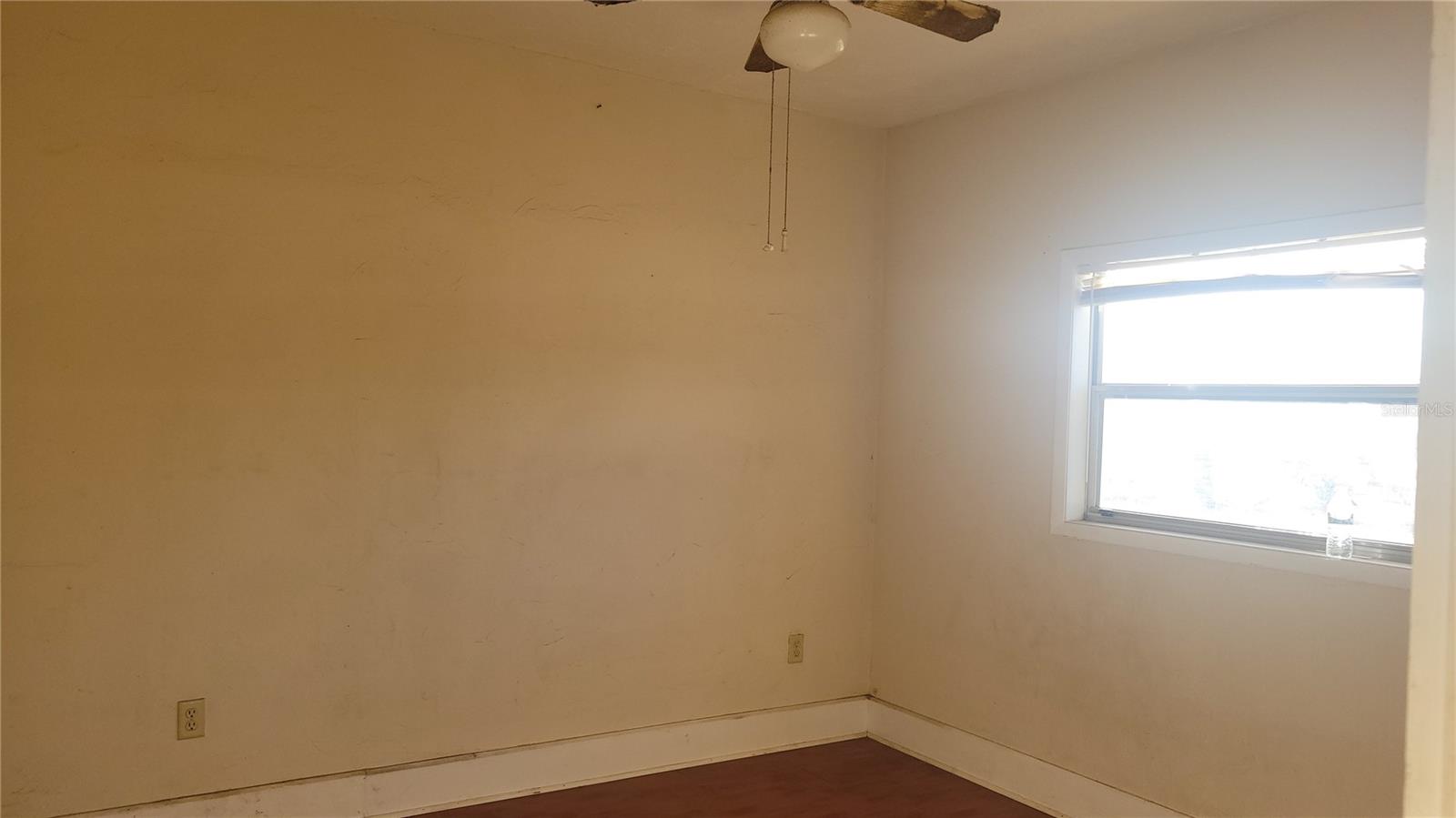 Image 17 of 43 For 509 6th Avenue Sw