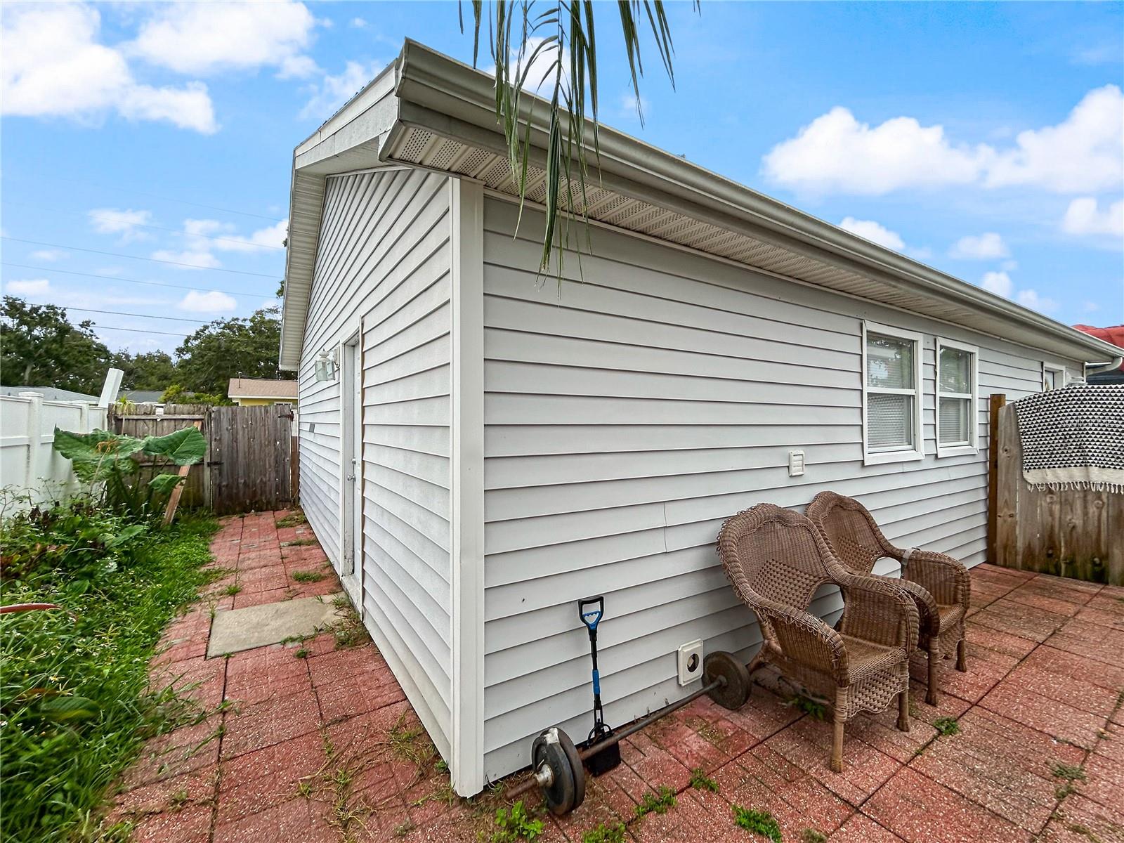 Image 22 of 43 For 509 6th Avenue Sw